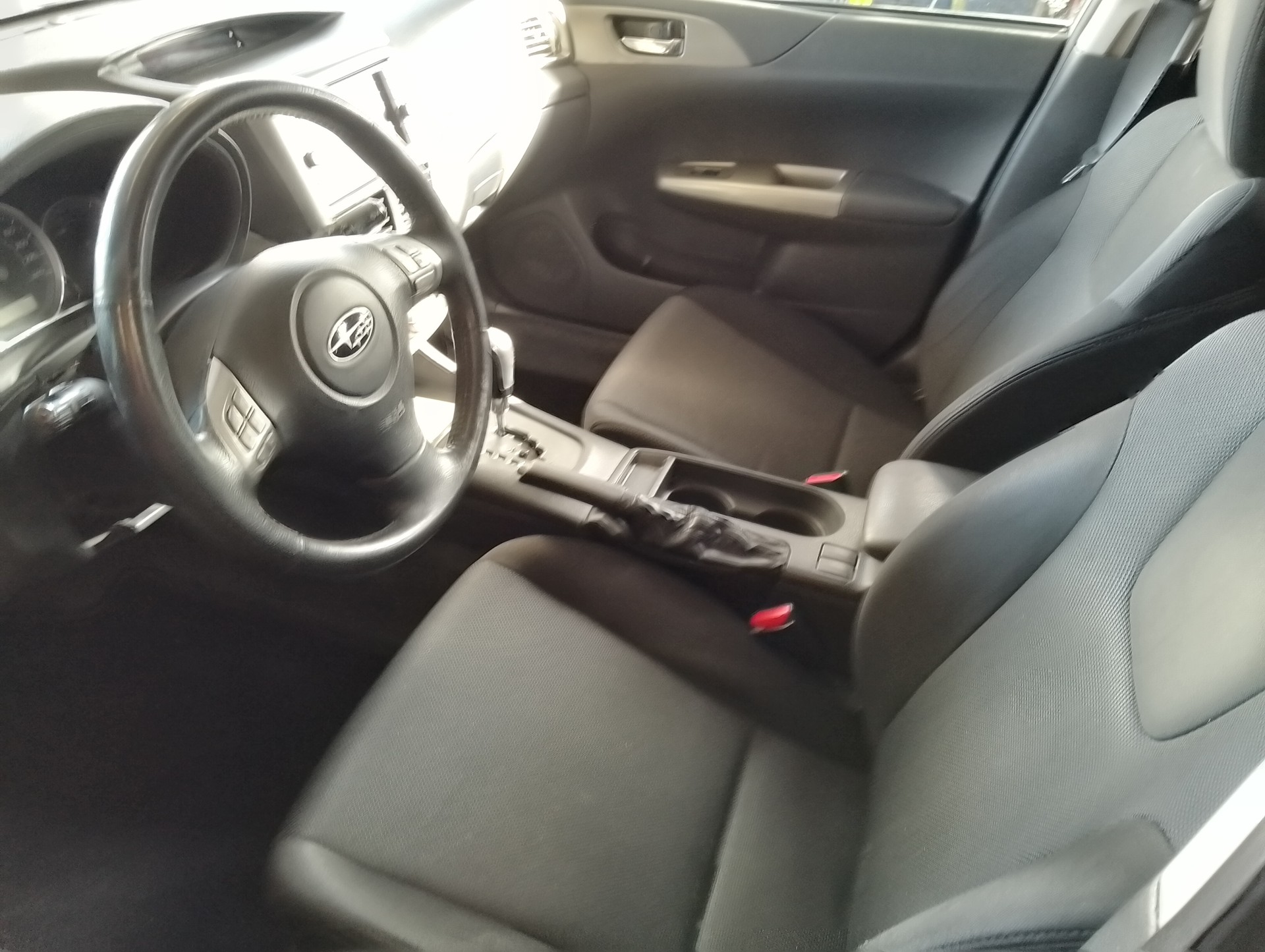 SUBARU Impreza 2.0R Comfort Automatic-image-12