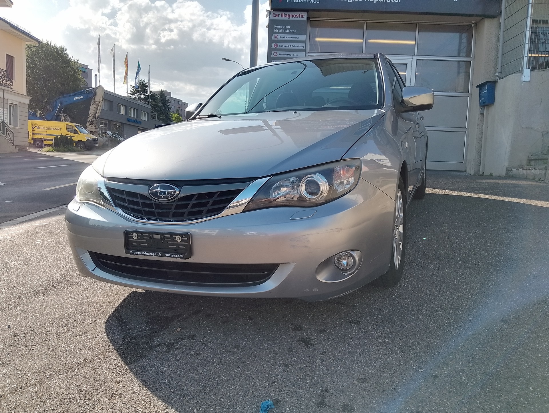 SUBARU Impreza 2.0R Comfort Automatic-image-2