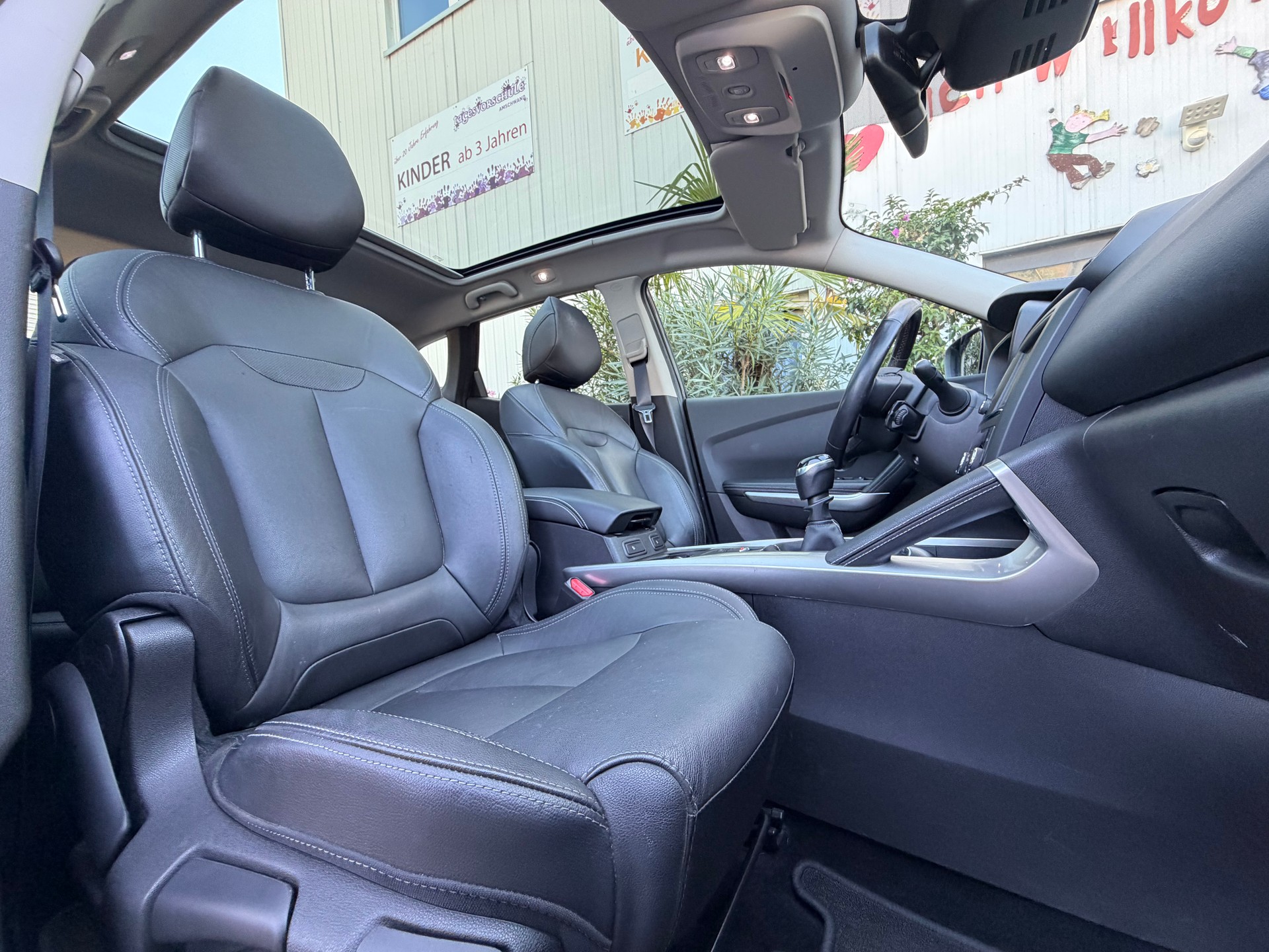 RENAULT Kadjar 1.6 16V Turbo Intens-image-11