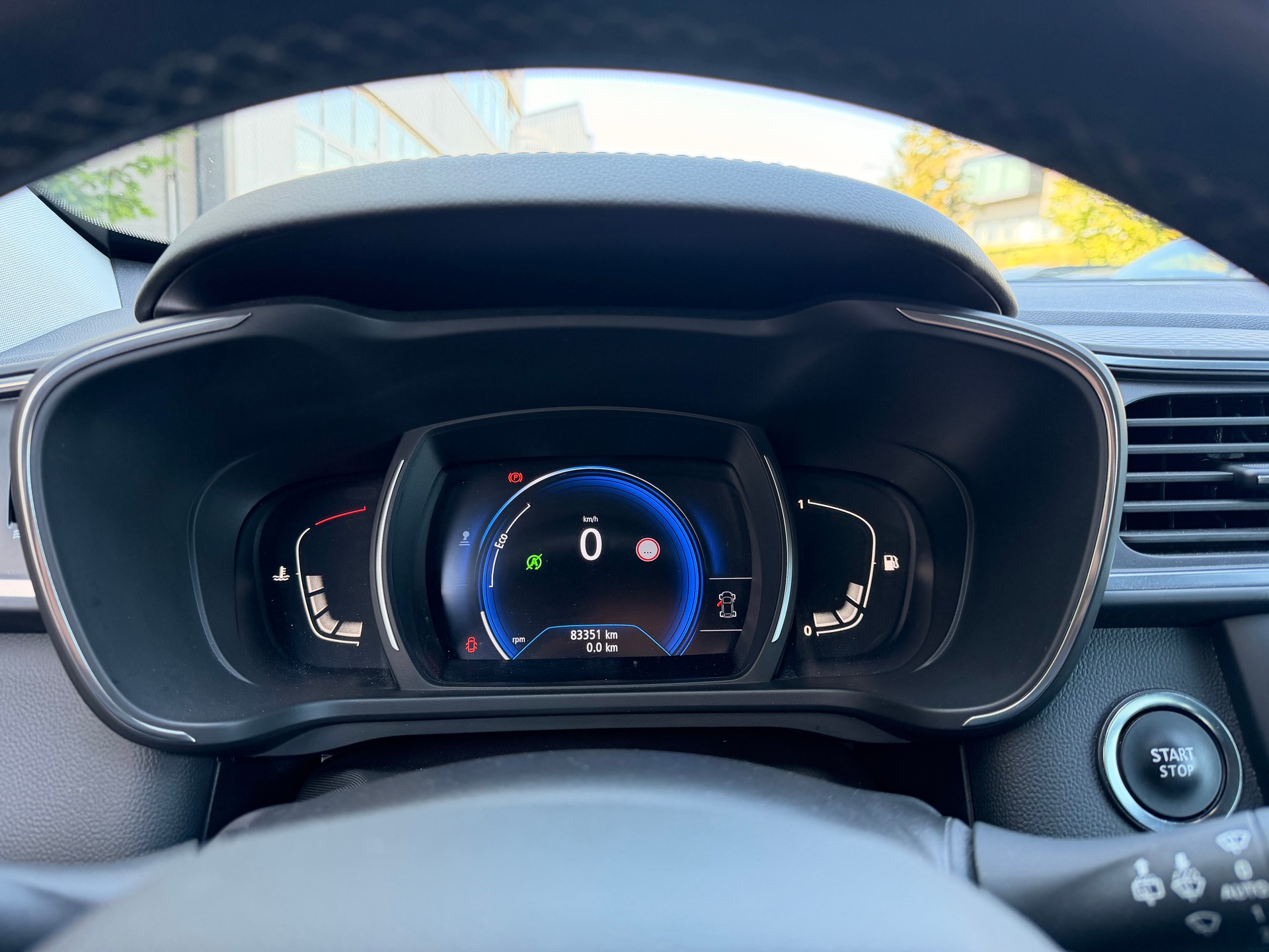 RENAULT Kadjar 1.6 16V Turbo Intens-image-10