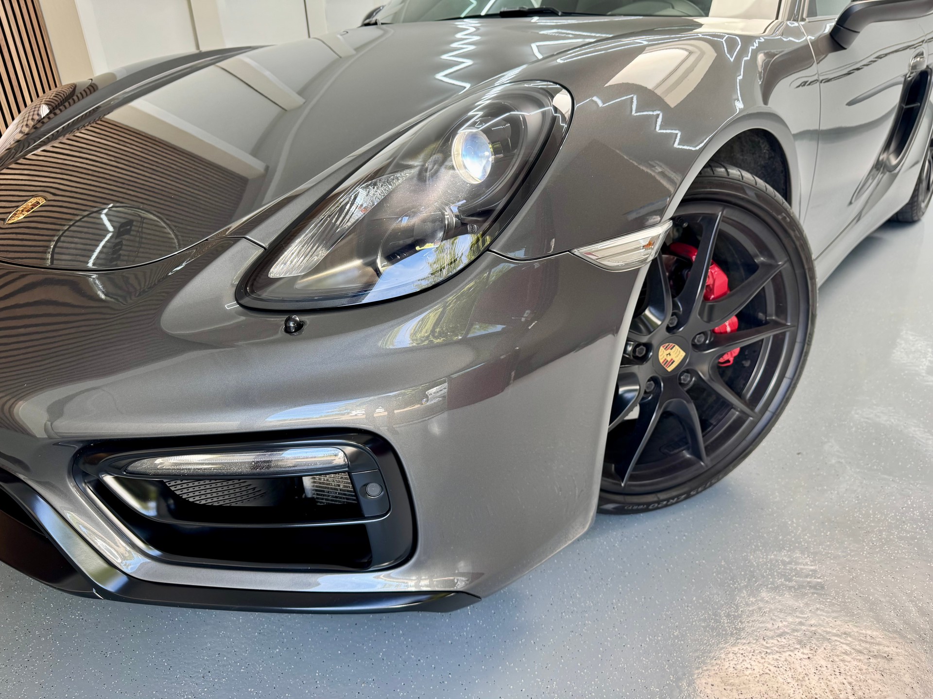 PORSCHE Boxster GTS 3.4 PDK-showroom-element-2