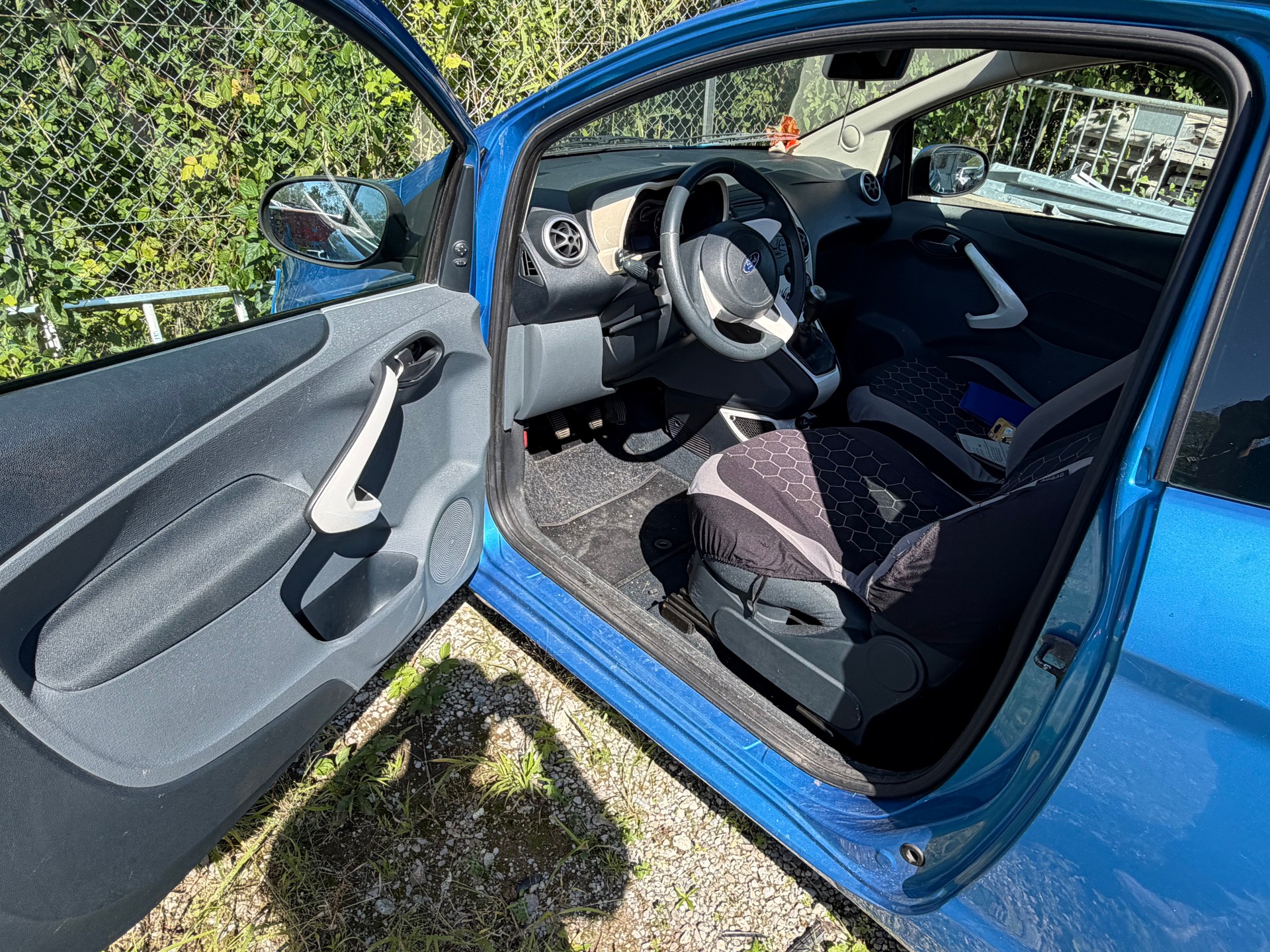 FORD KA 1.25 Titanium-image-5