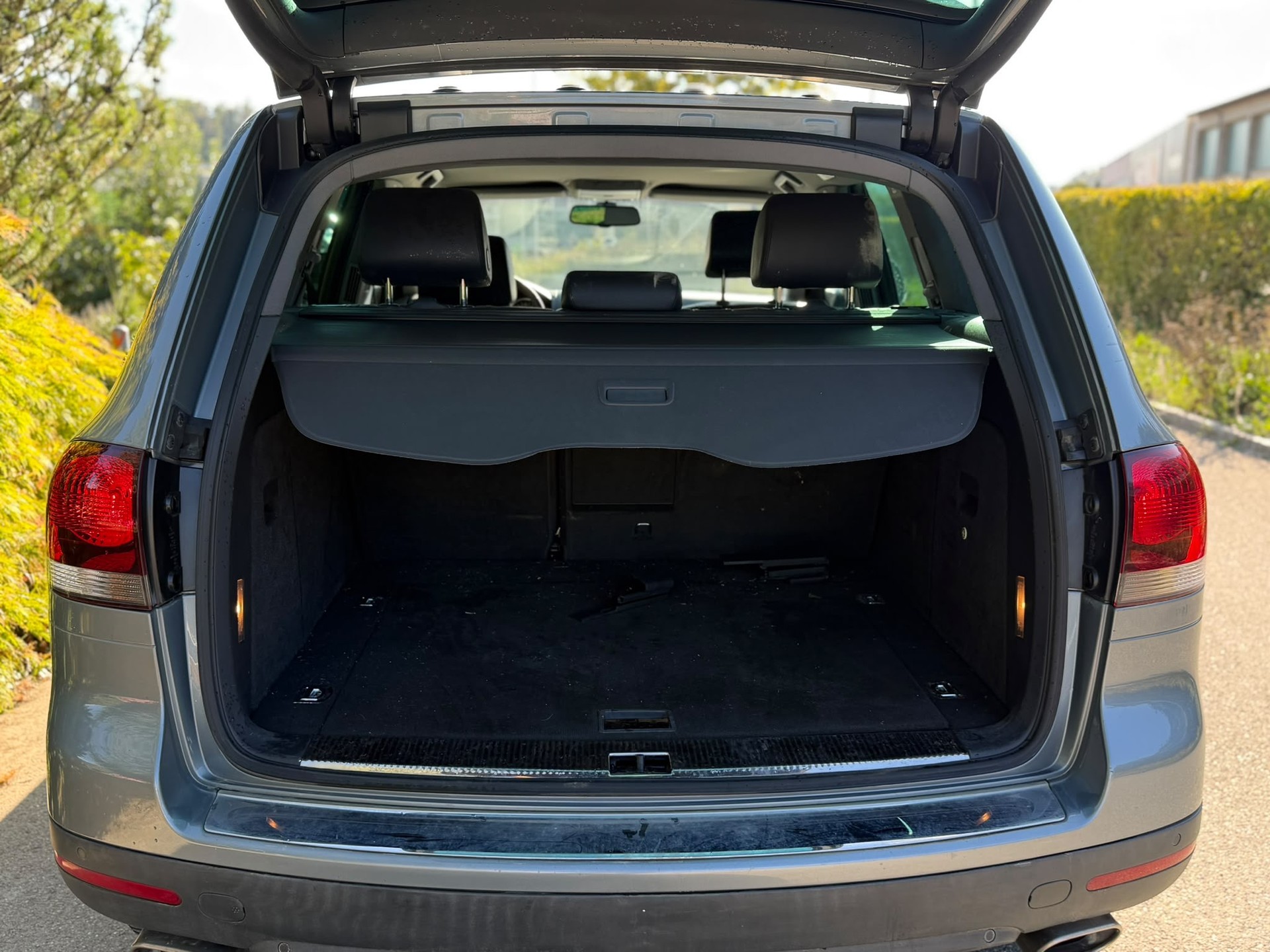 VW Touareg 3.0 TDI Tiptronic-image-9