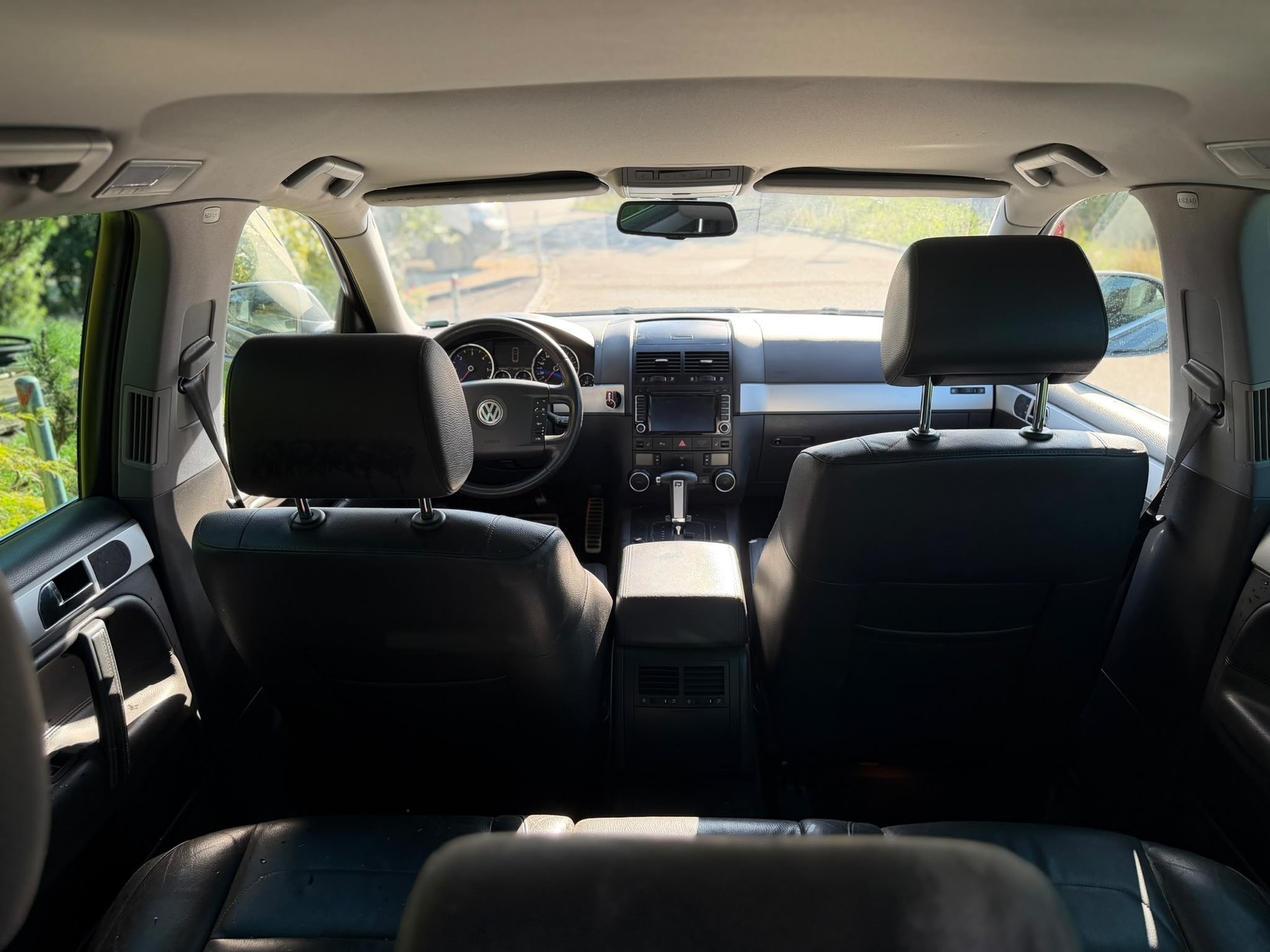 VW Touareg 3.0 TDI Tiptronic-image-2