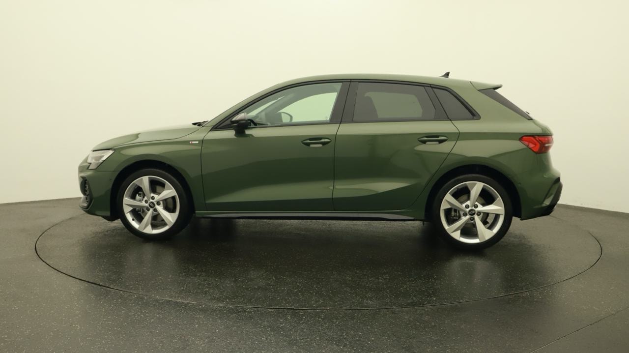 AUDI A3 Sportback TFSI 150 kW quattro S line S tronic-image-1