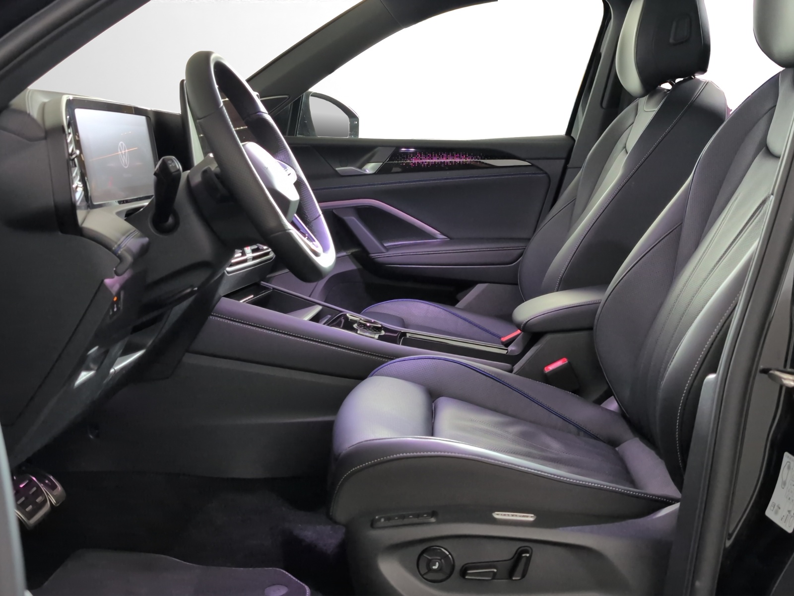 VW Tiguan 2.0 TSI DSG R-Line 4Motion-image-5