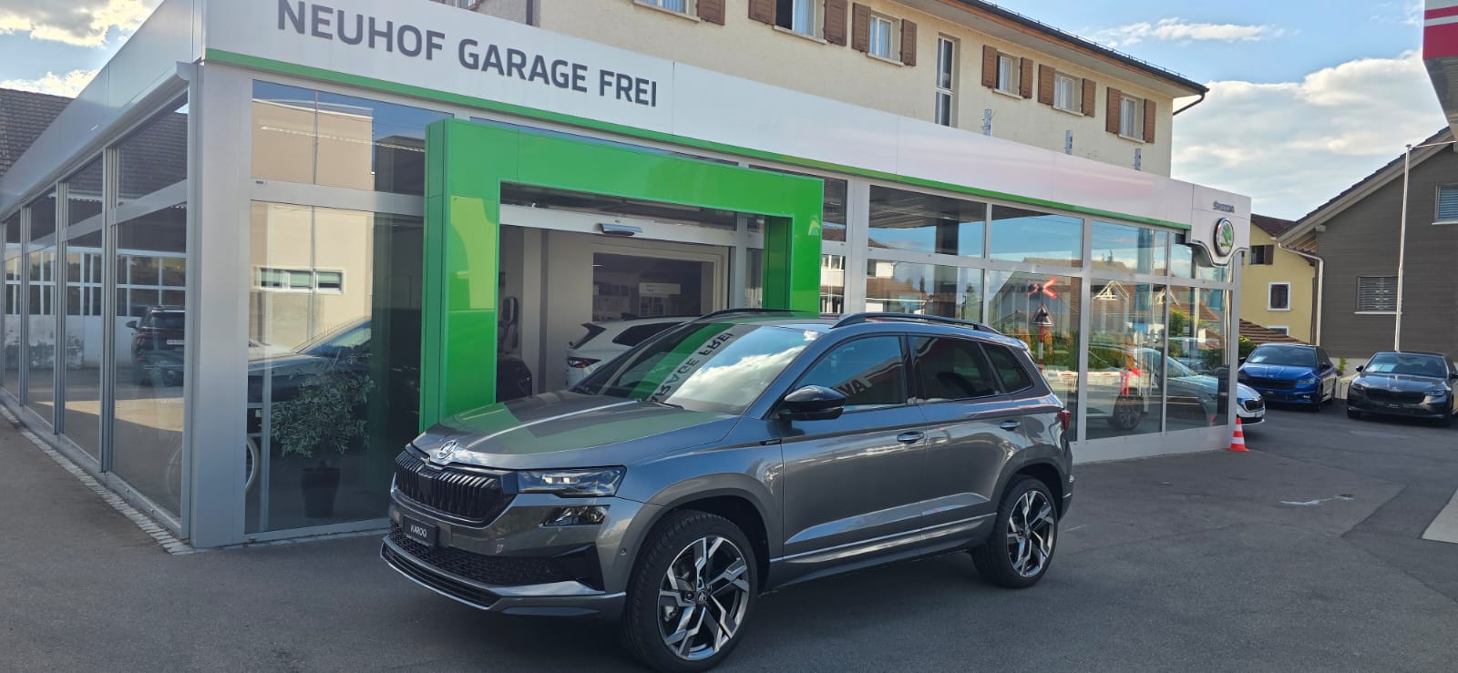 SKODA Karoq 2.0 TSI SportLine 4x4 DSG-image-0