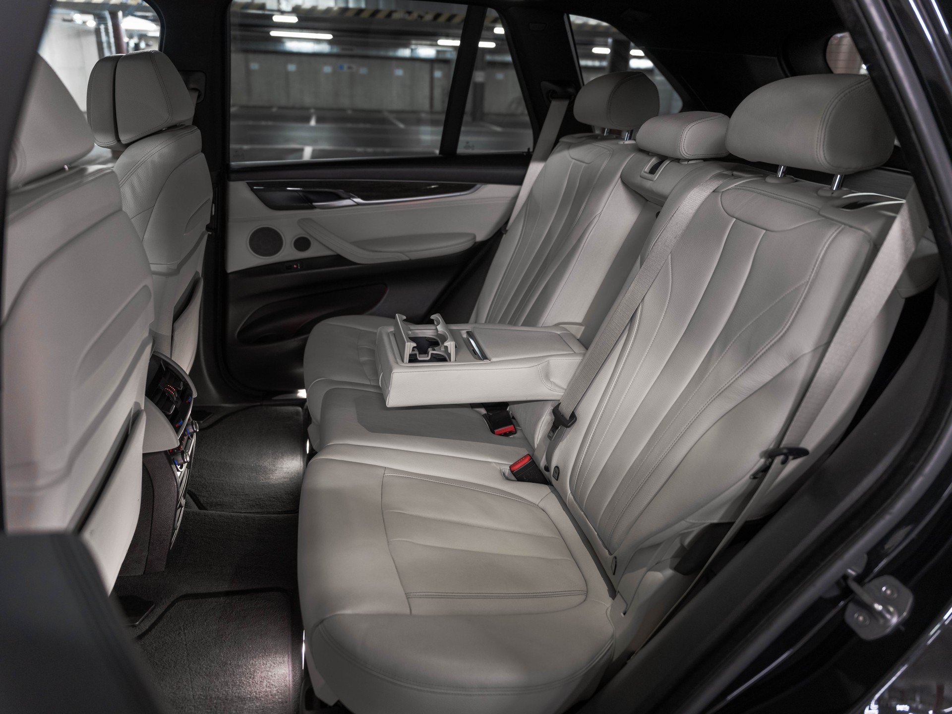 BMW X5 xDrive 40d Steptronic M-Paket-image-31
