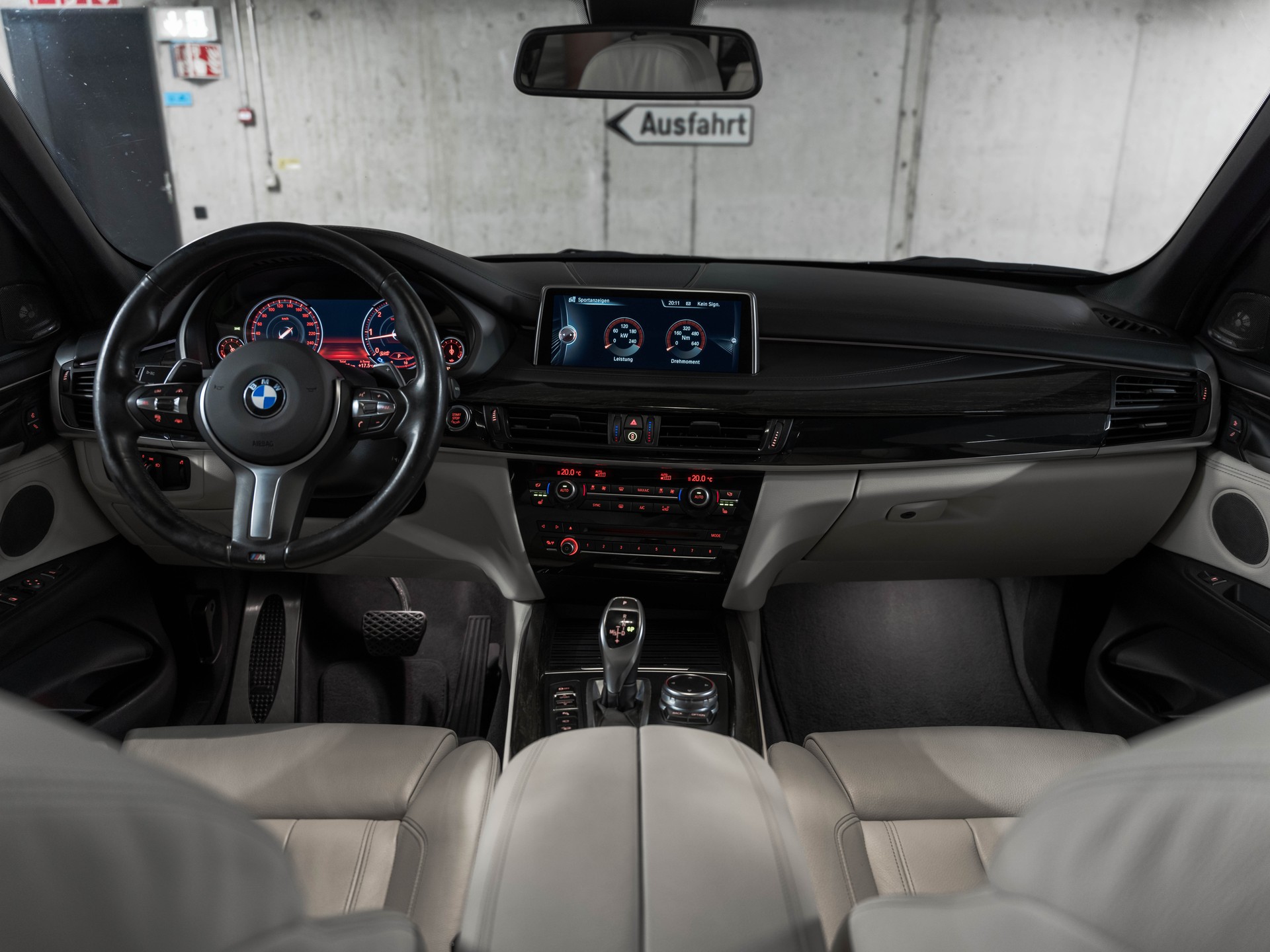 BMW X5 xDrive 40d Steptronic M-Paket-image-14