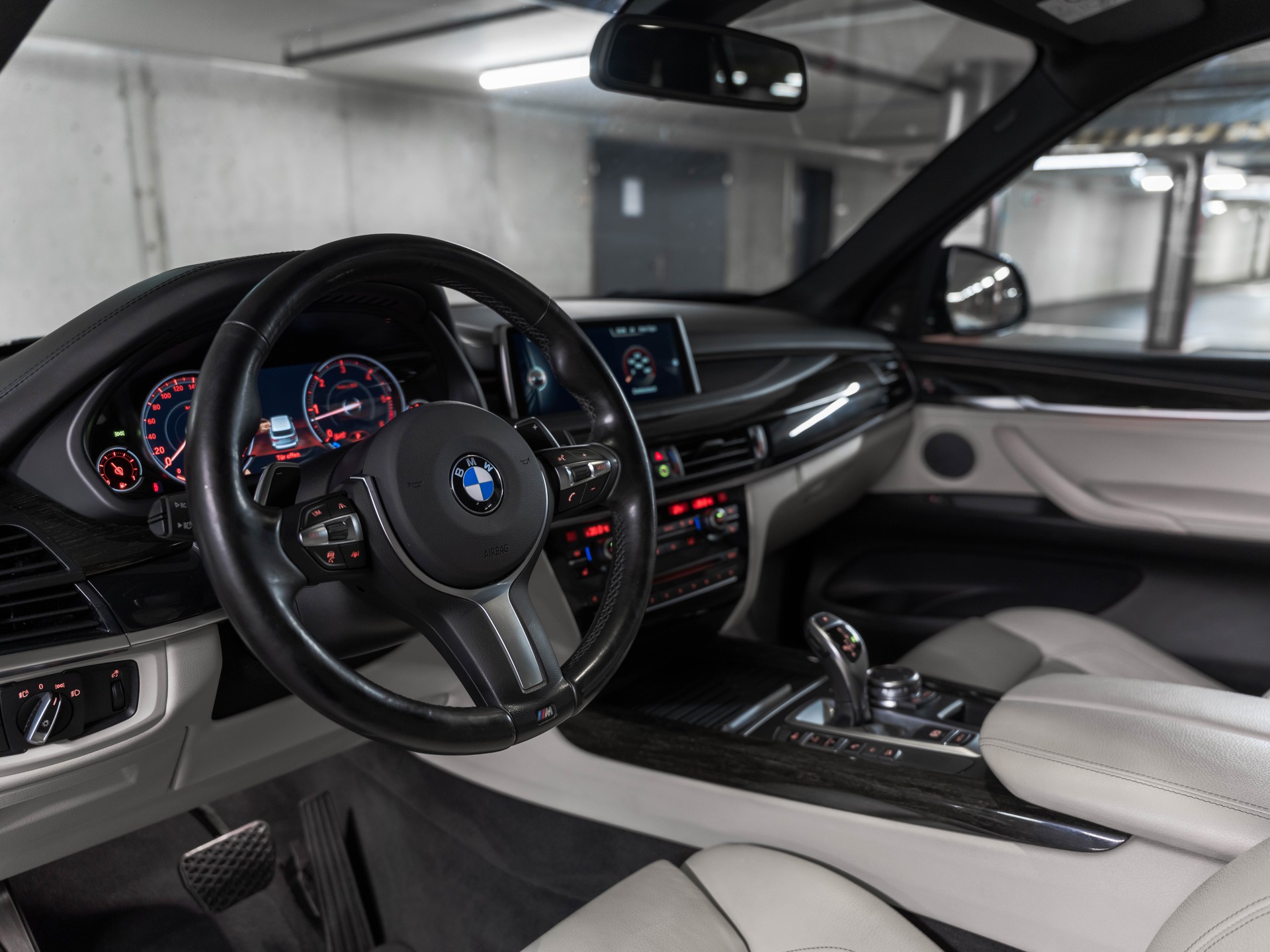 BMW X5 xDrive 40d Steptronic M-Paket-image-26