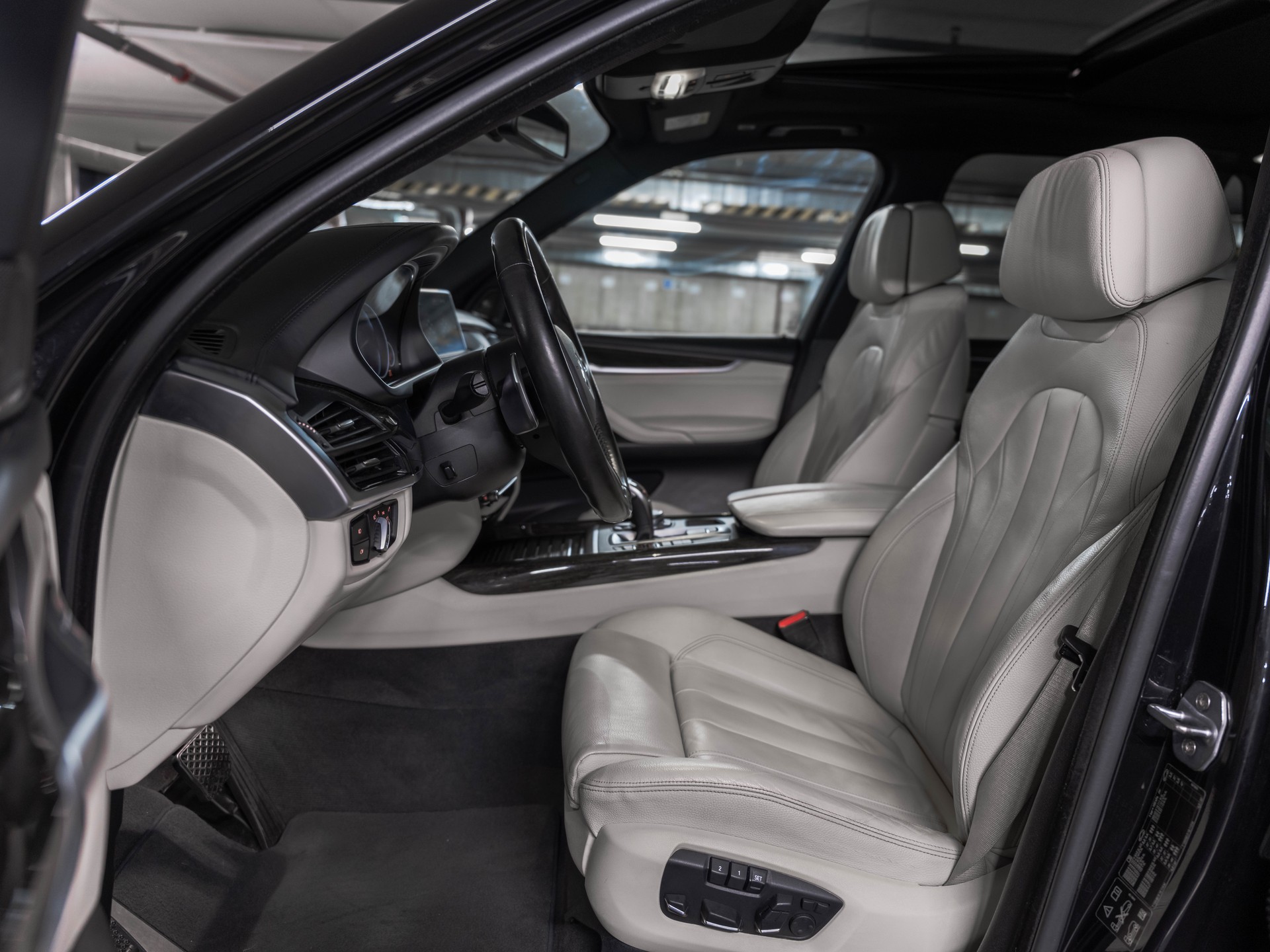 BMW X5 xDrive 40d Steptronic M-Paket-image-27