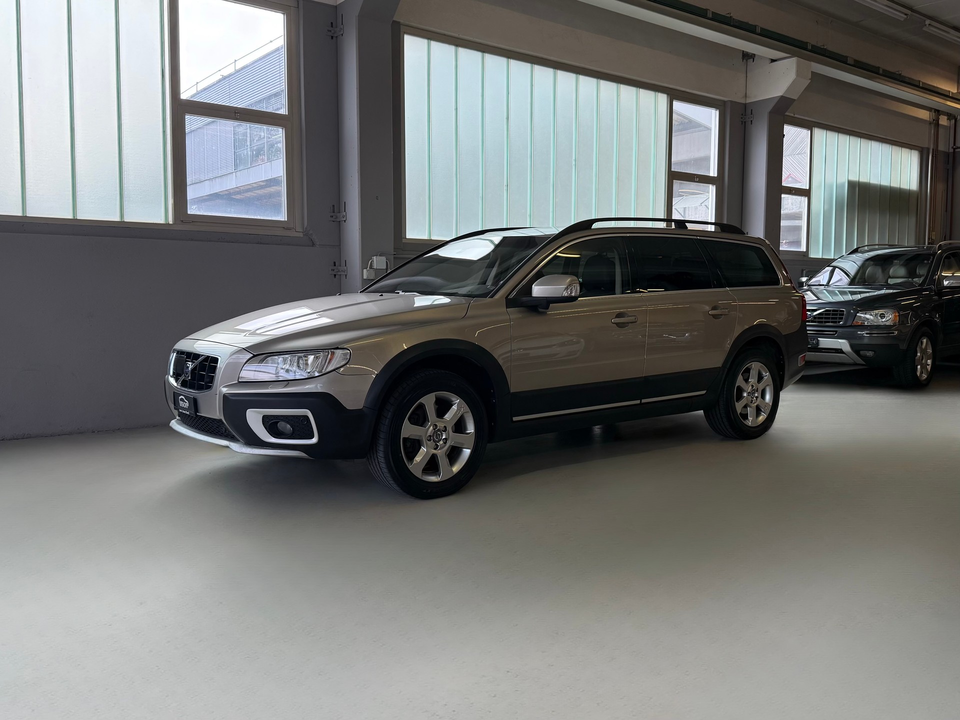 VOLVO XC70 D5 AWD Summum Geartronic-image-0