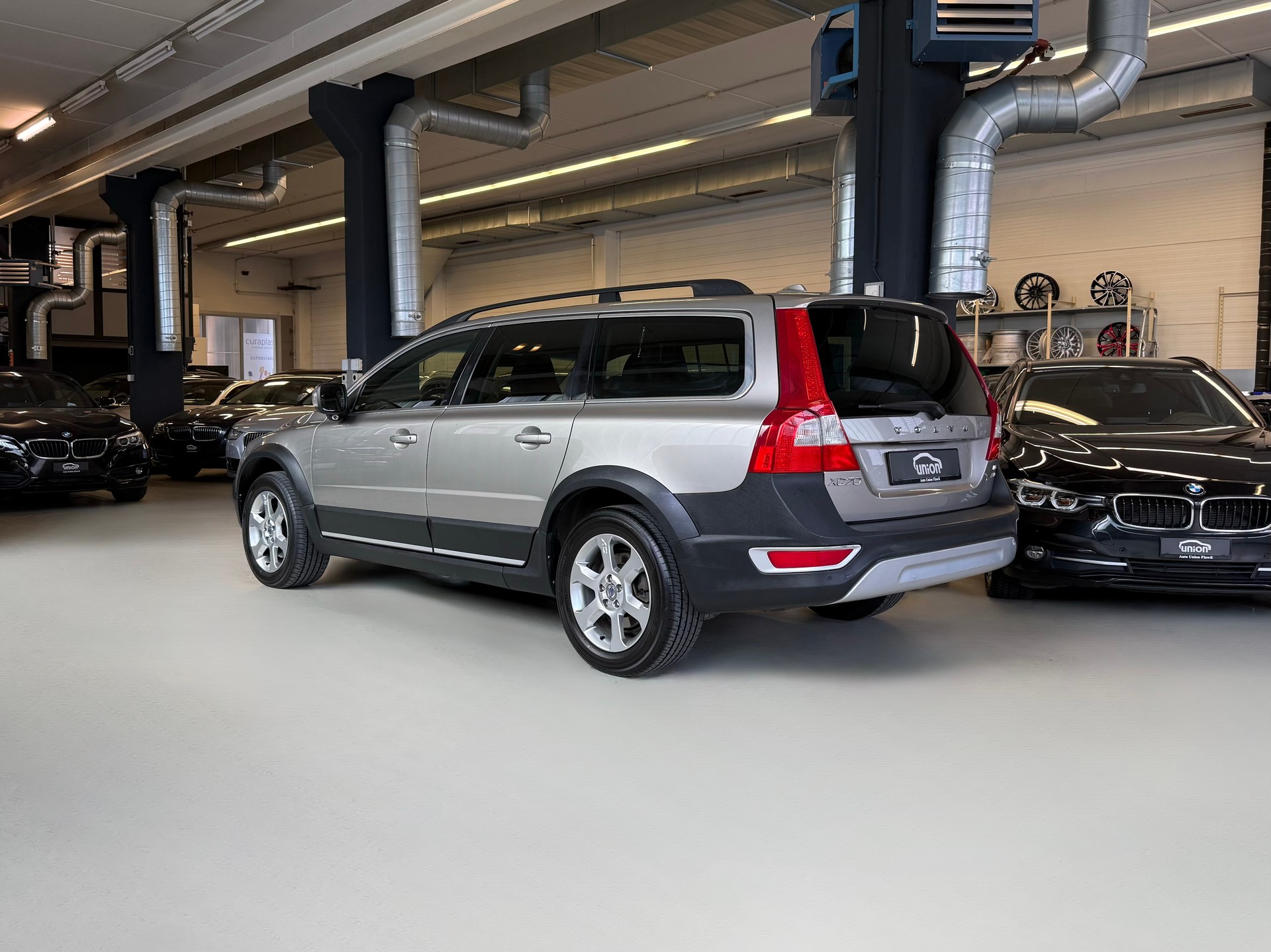 VOLVO XC70 D5 AWD Summum Geartronic-image-6