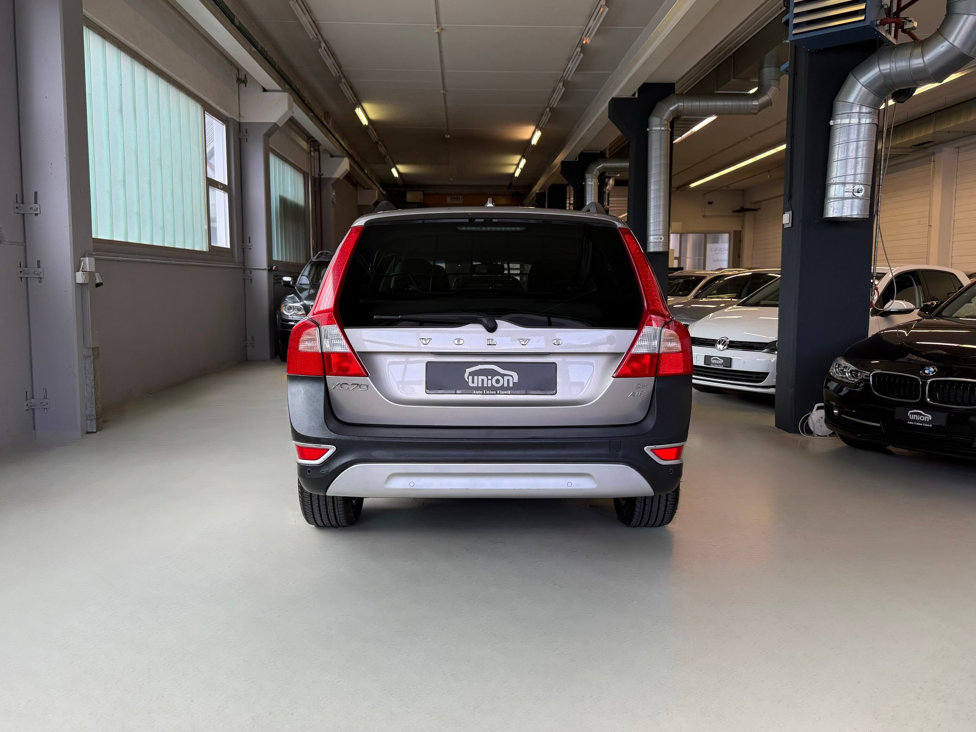 VOLVO XC70 D5 AWD Summum Geartronic-image-7