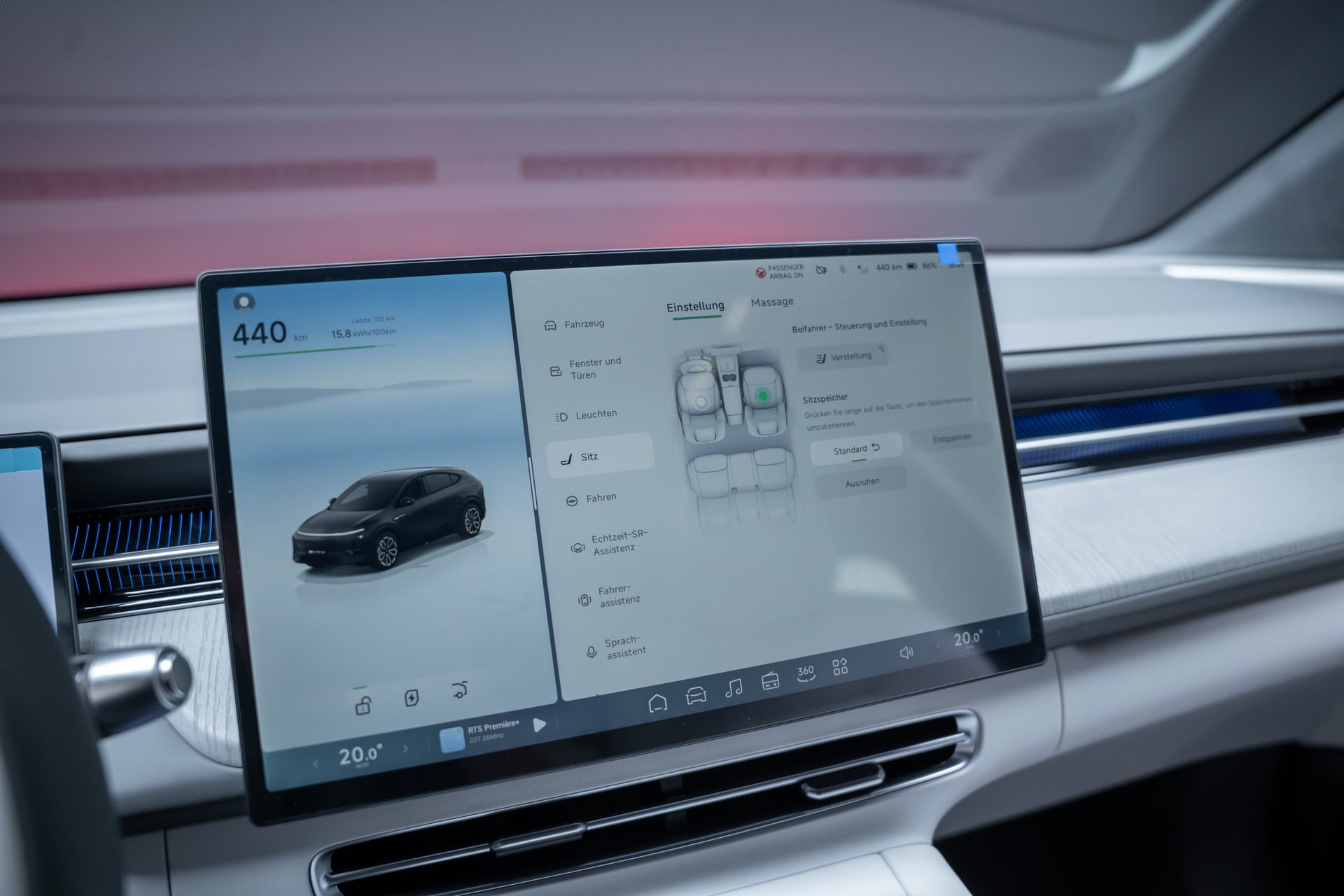 XPENG G6 80kWh Performance AWD / Anhängerkupplung schwenkbar / Panoramadach / 360° Kamera-image-33