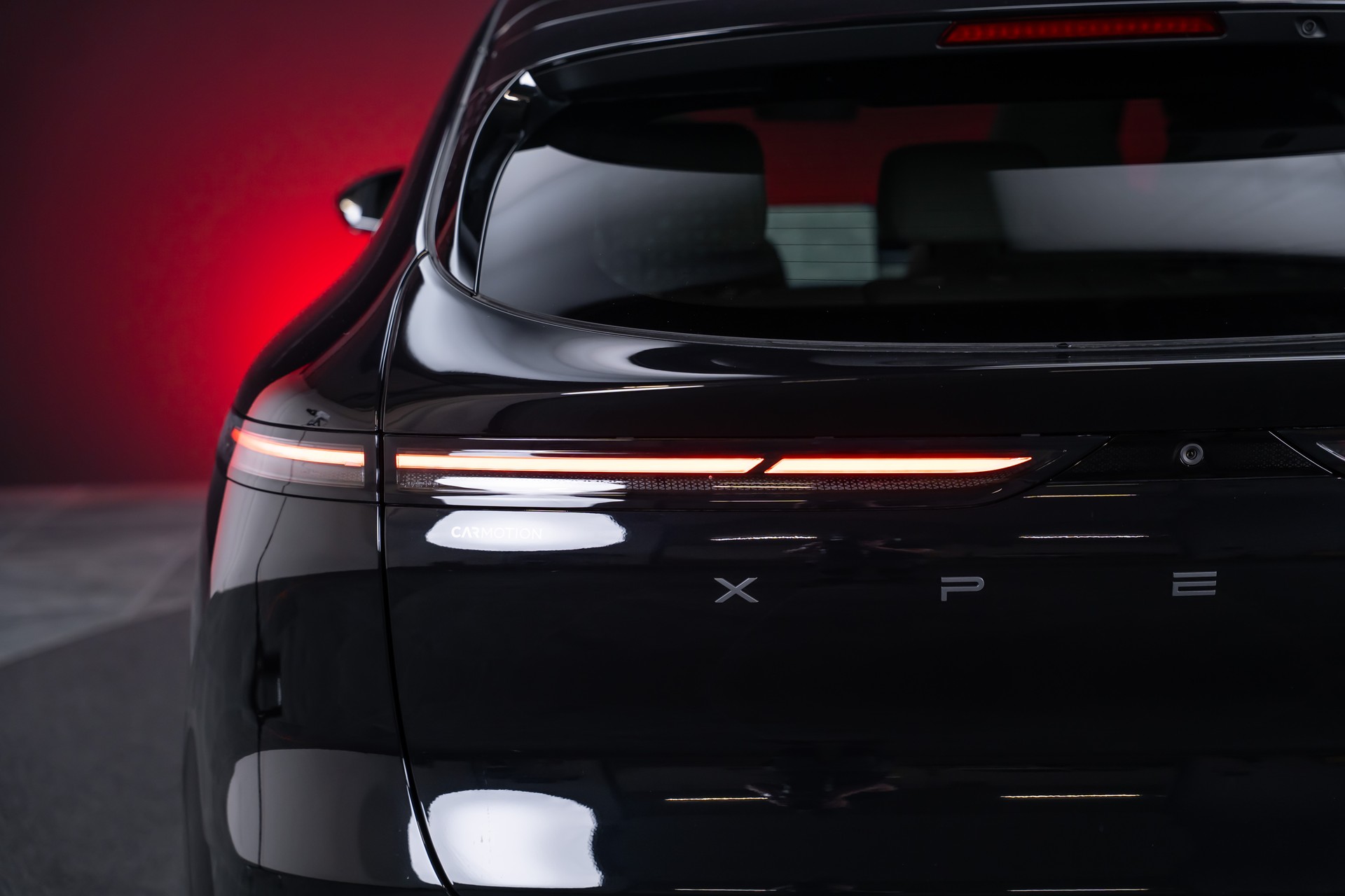 XPENG G6 80kWh Performance AWD / Anhängerkupplung schwenkbar / Panoramadach / 360° Kamera-image-10