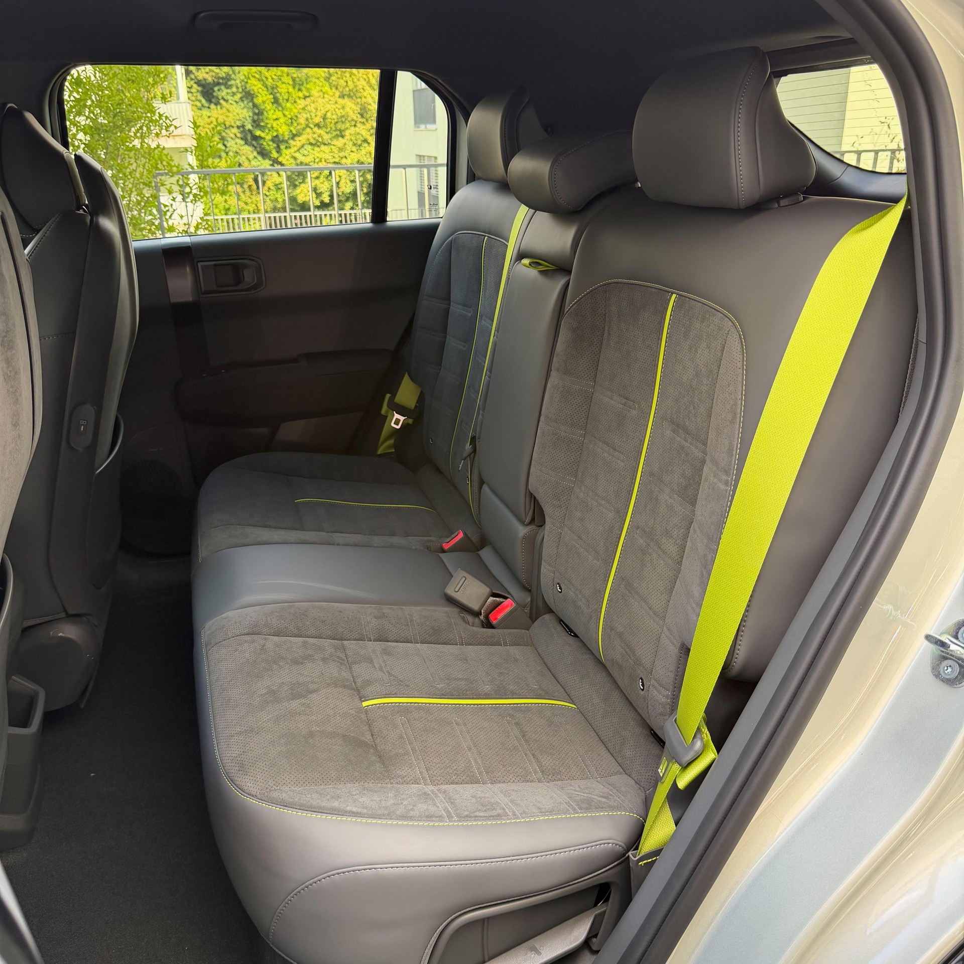 KIA EV3 81 kWh GT 4x4-image-14