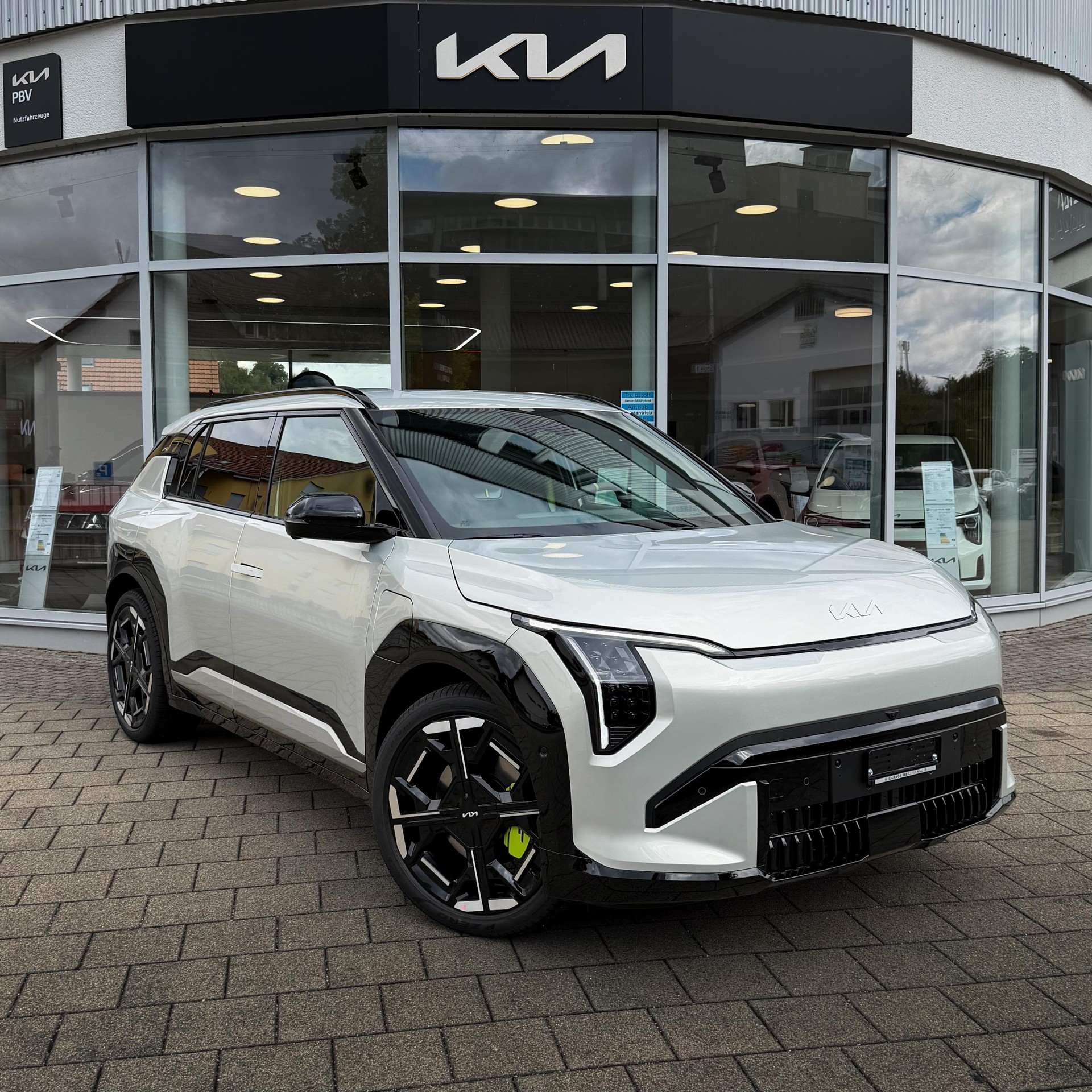 KIA EV3 81 kWh GT 4x4-image-0