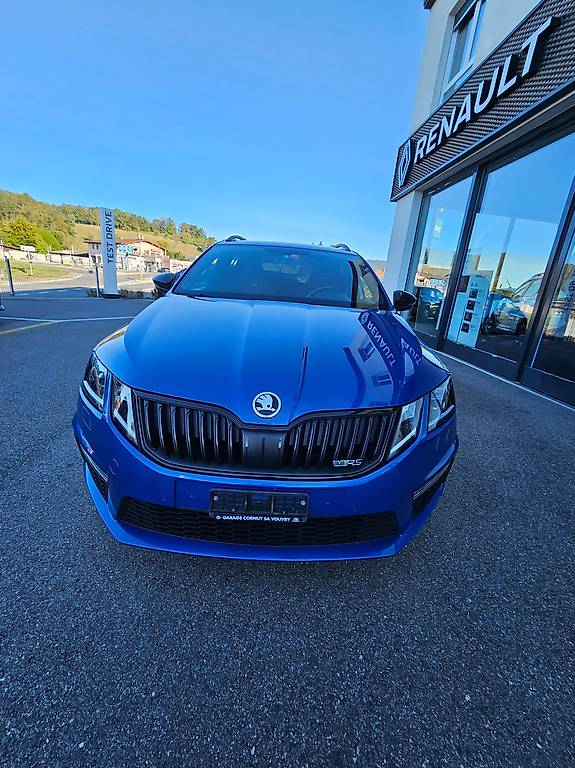 SKODA Octavia Combi 2.0 TDI RS Prag 2018 4x4 DSG-image-0
