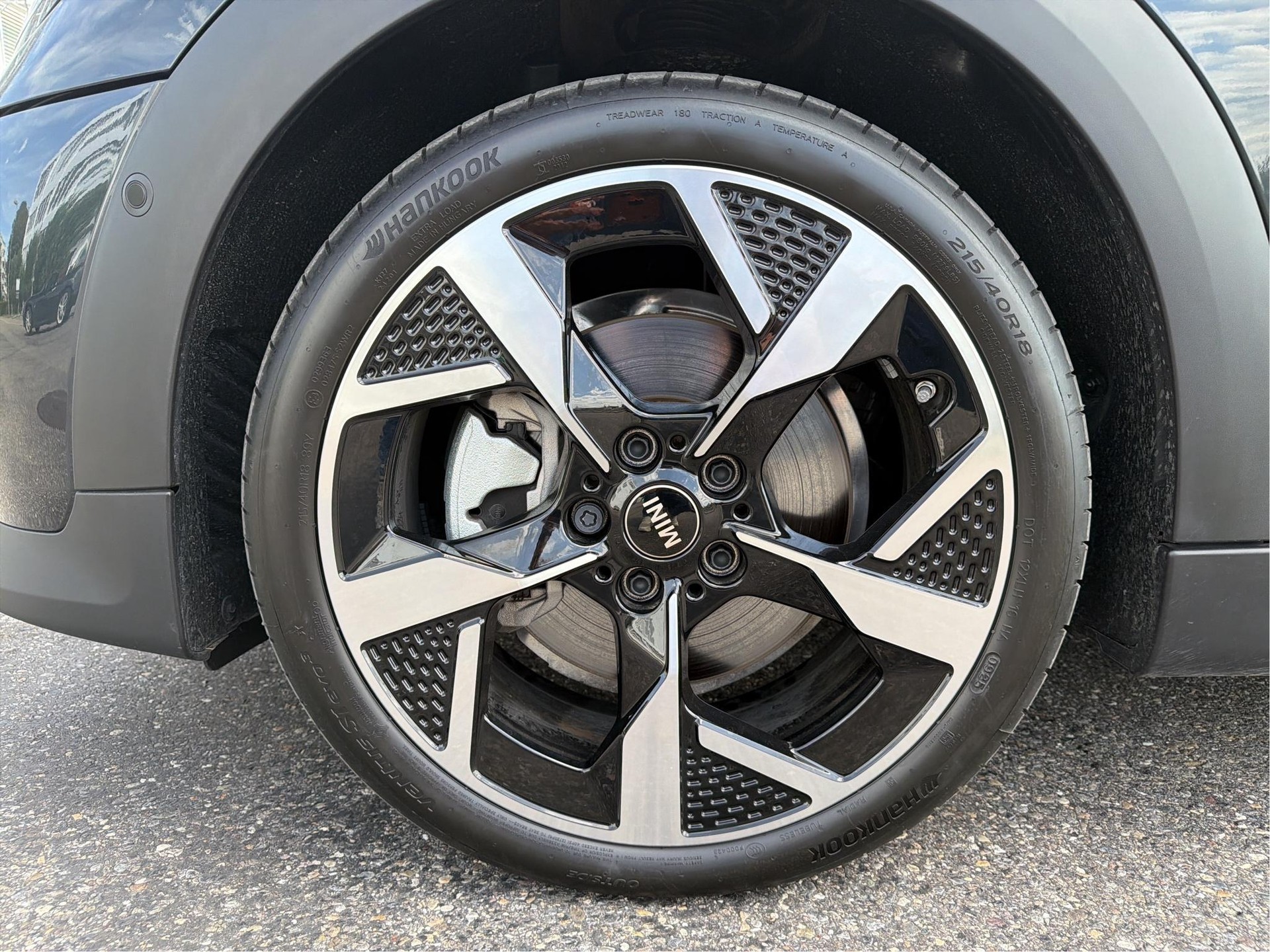 MINI Cooper 5 door C-image-9