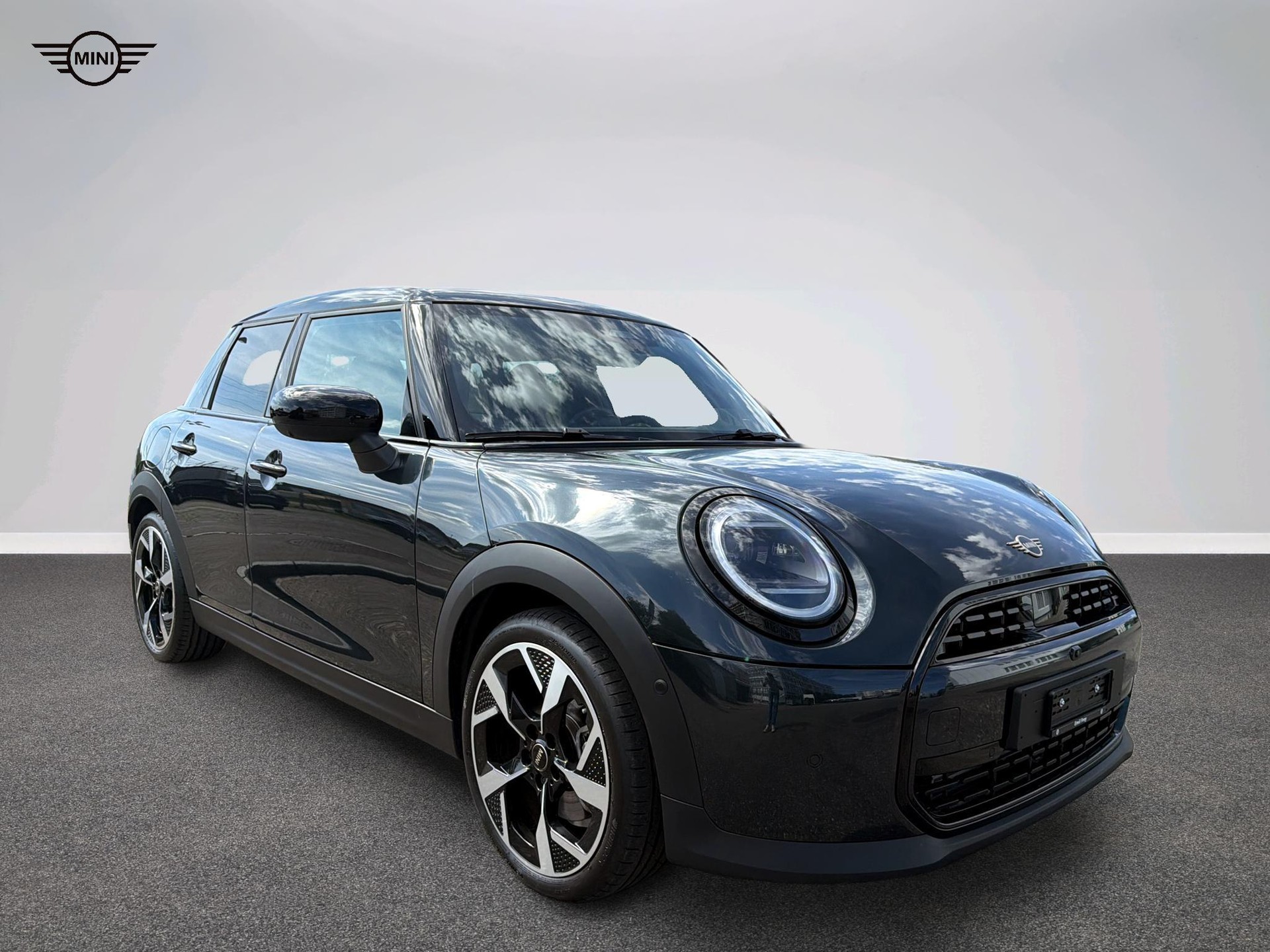 MINI Cooper 5 door C-image-11