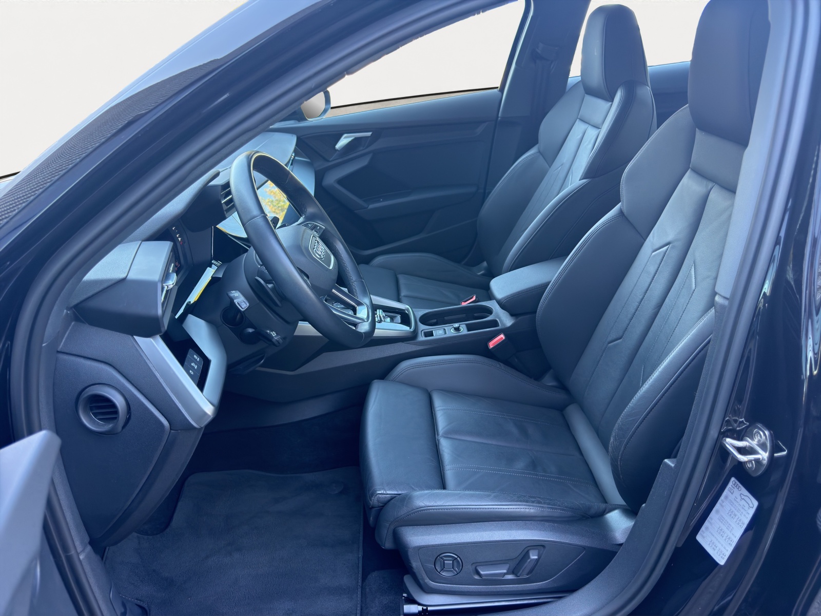 AUDI A3 Sportback 40 TFSI e advanced 204PS-image-4