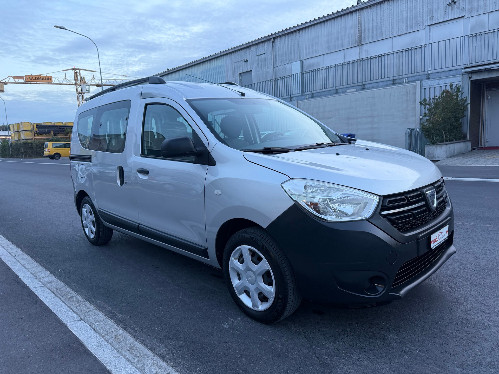 DACIA Dokker 1.6 16V-image-3