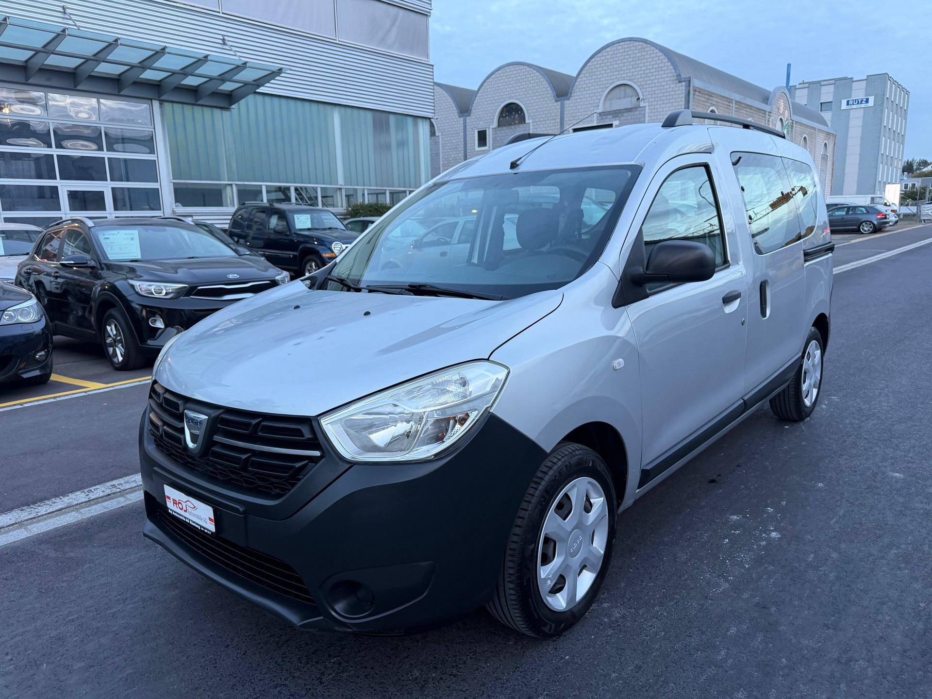 DACIA Dokker 1.6 16V-image-1