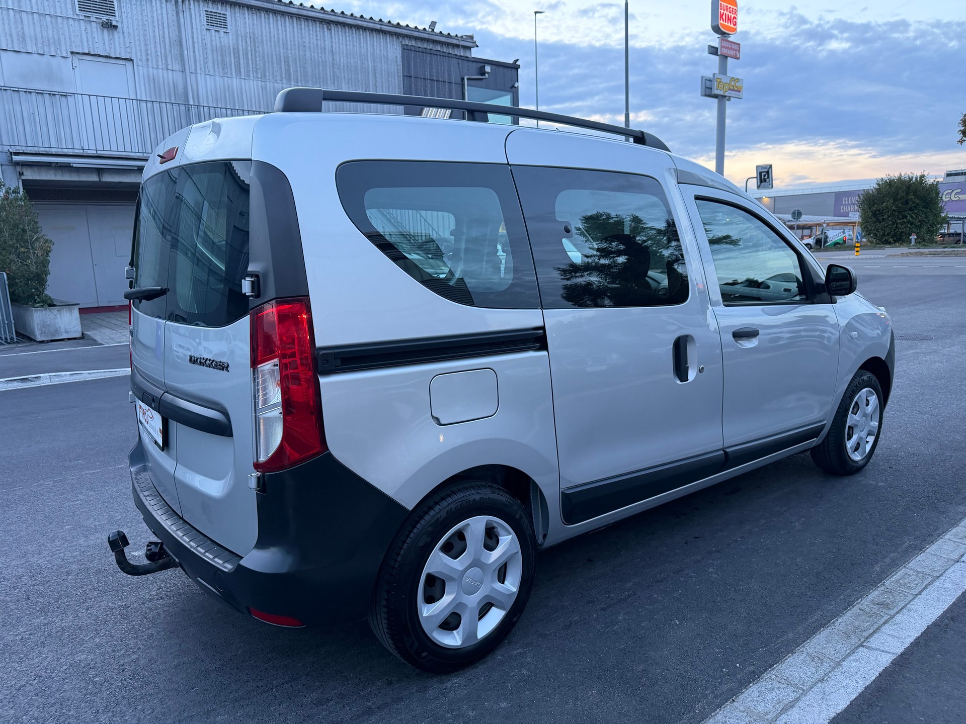 DACIA Dokker 1.6 16V-image-4