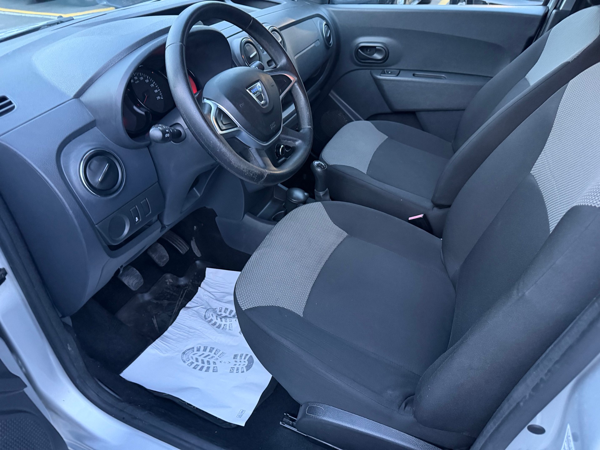 DACIA Dokker 1.6 16V-image-7