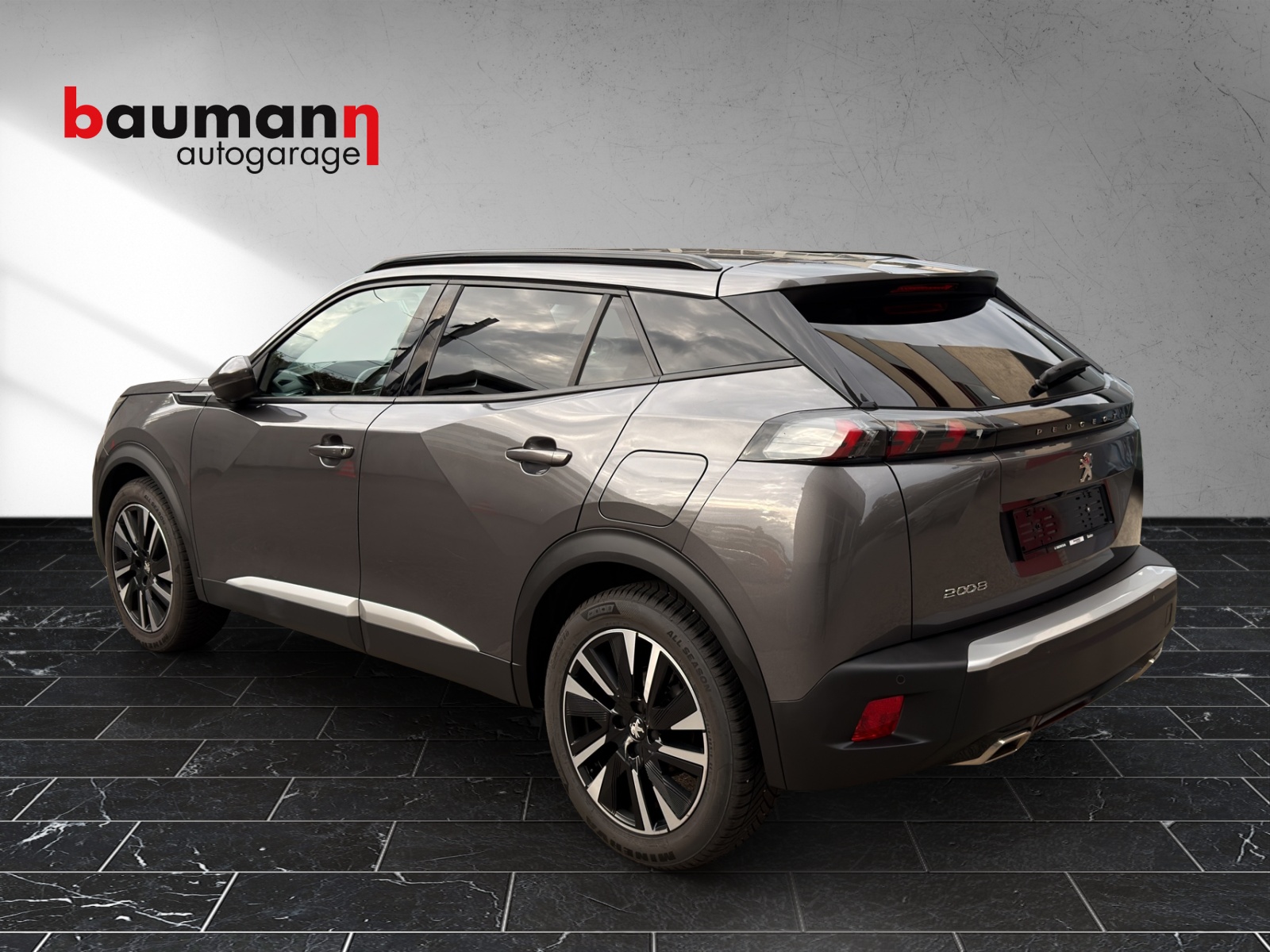 PEUGEOT 2008 1.2 PureTech Allure EAT8-image-2
