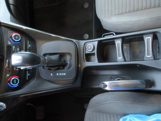 FORD C-Max 1.5 TDCi 120 Titanium S/S-image-10
