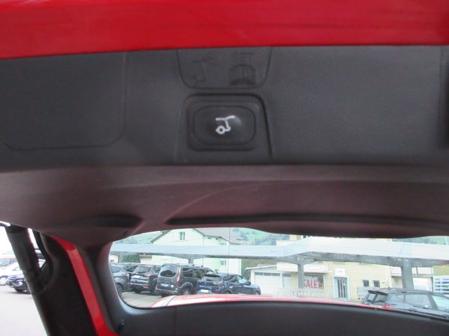 FORD C-Max 1.5 TDCi 120 Titanium S/S-image-7