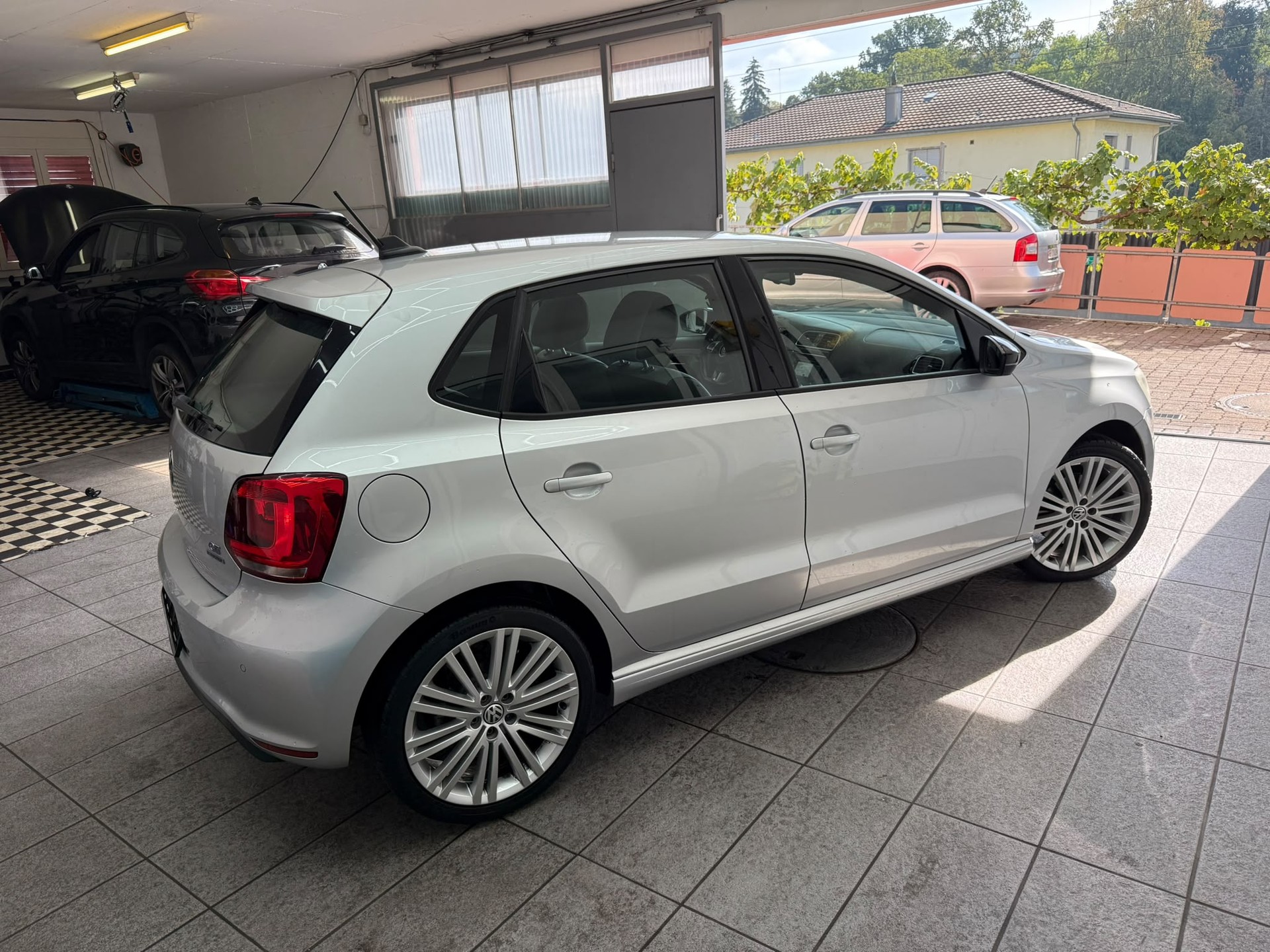 VW Polo 1.4 TSI BlueGT DSG-image-2