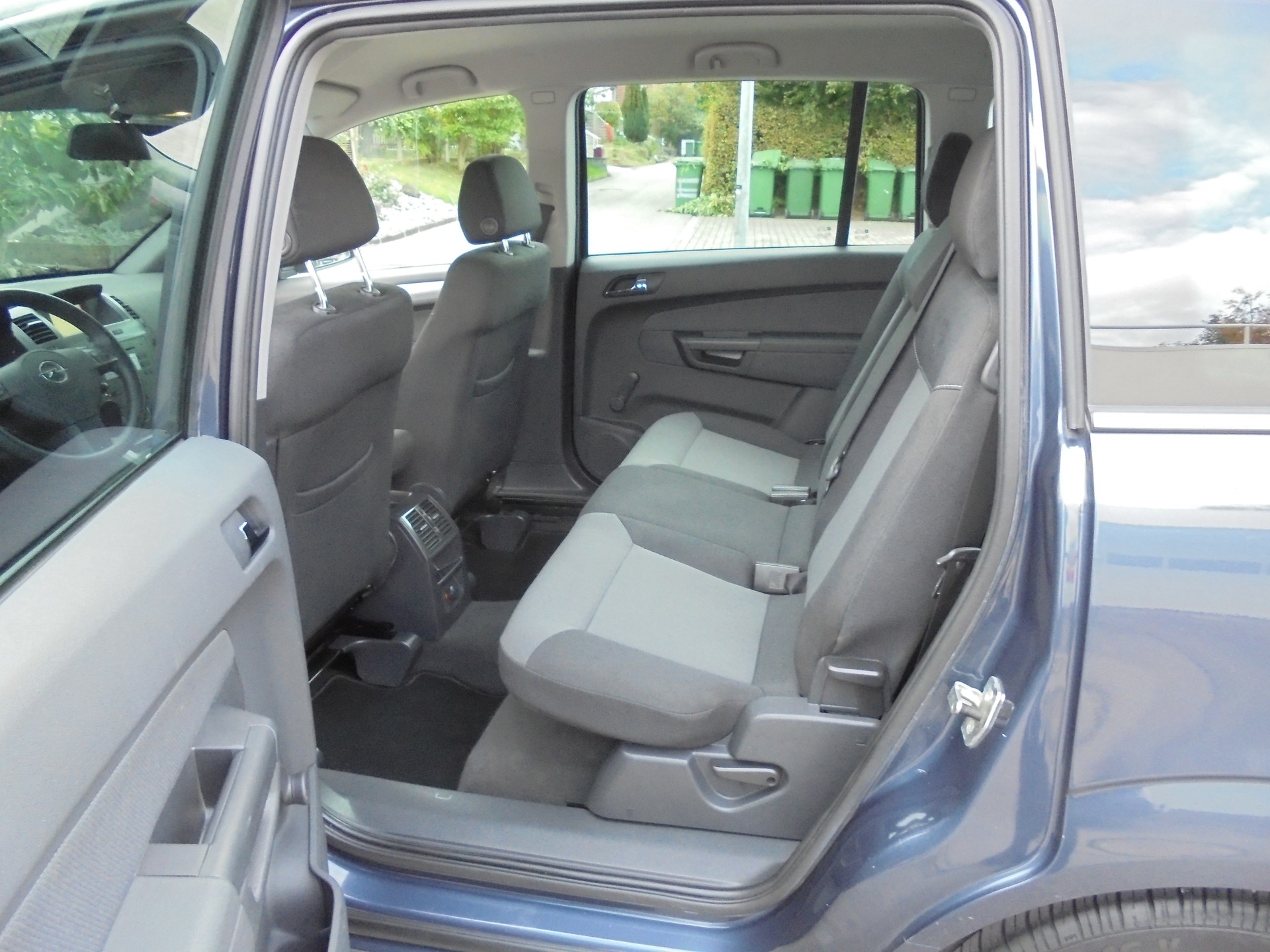 OPEL Zafira 1.8i 16V Enjoy-image-8