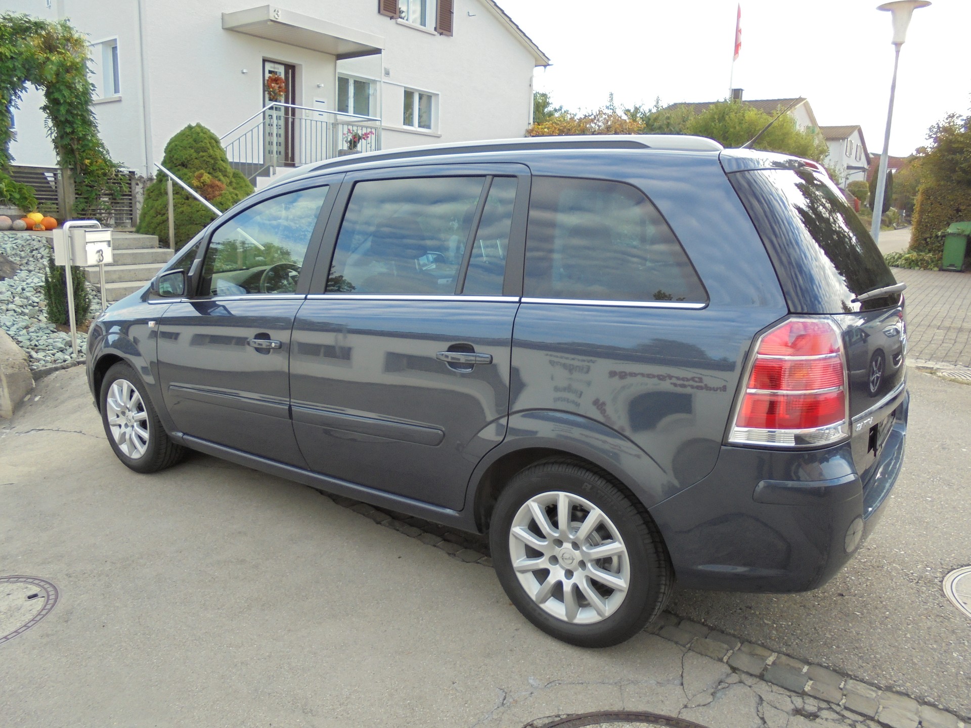 OPEL Zafira 1.8i 16V Enjoy-image-4