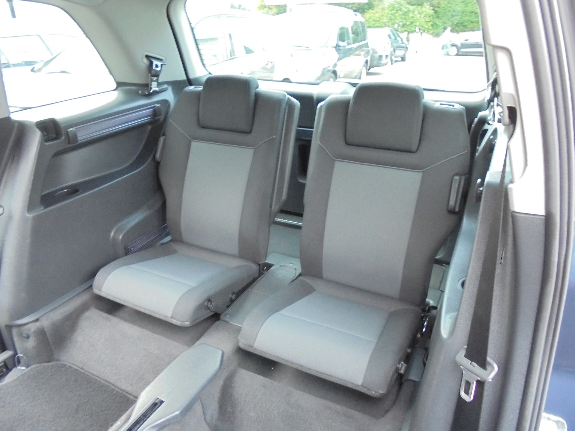 OPEL Zafira 1.8i 16V Enjoy-image-10