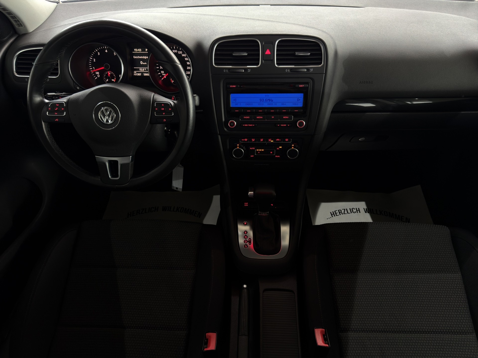 VW Golf 1.4 TSI Comfortline DSG*Frisch ab MFK*-image-12