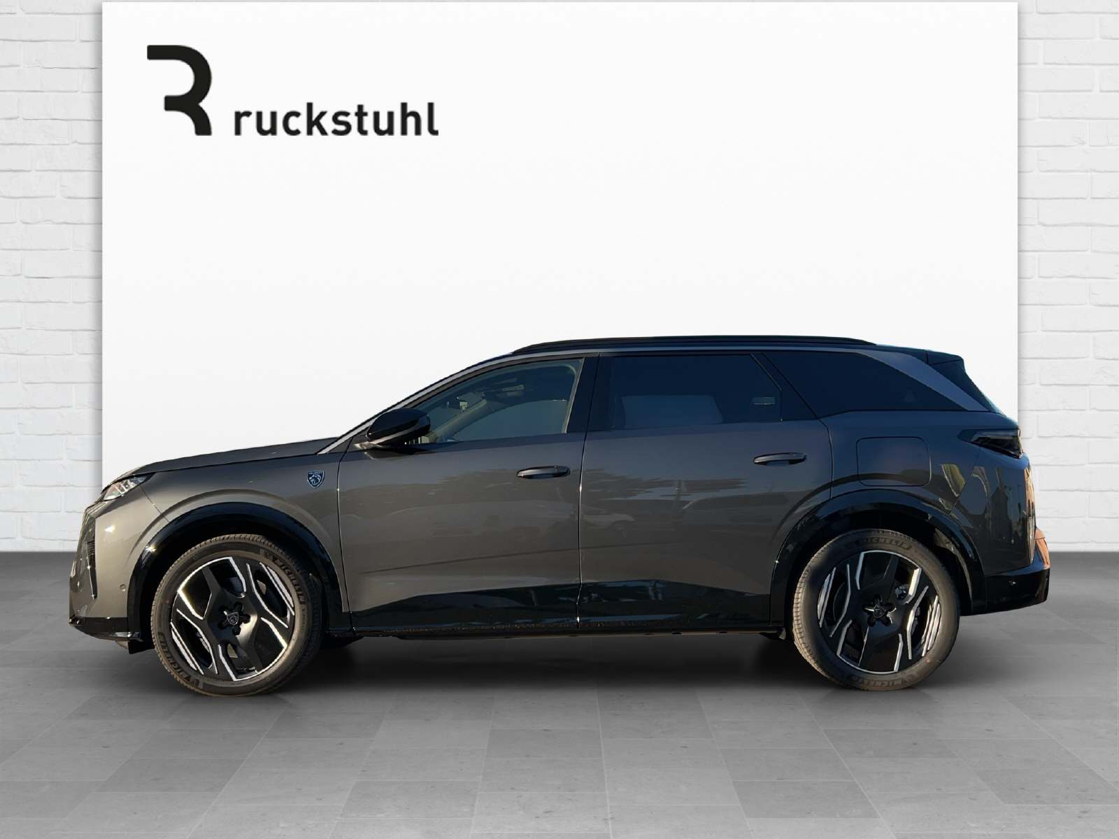 PEUGEOT 5008 e-GT Exclusive AWD-image-0
