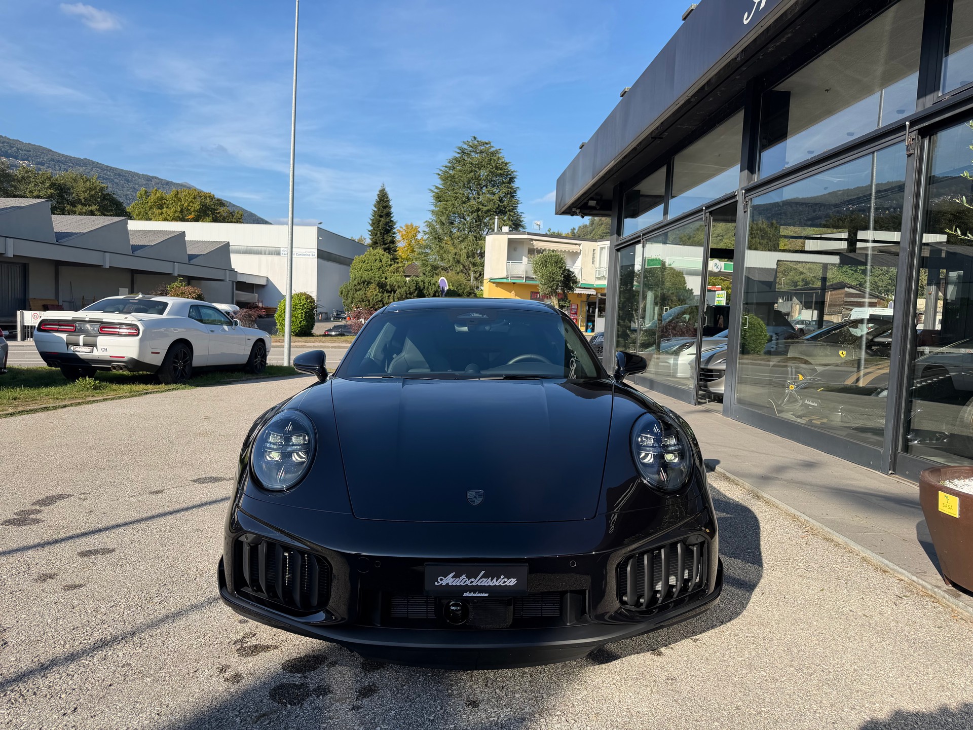 PORSCHE 911 Turbo S-image-1