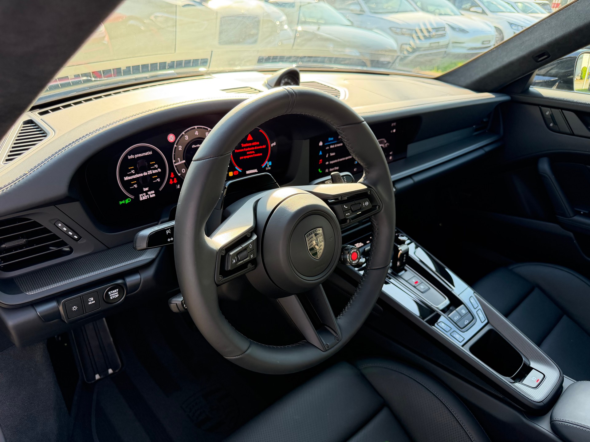 PORSCHE 911 Turbo S-image-12
