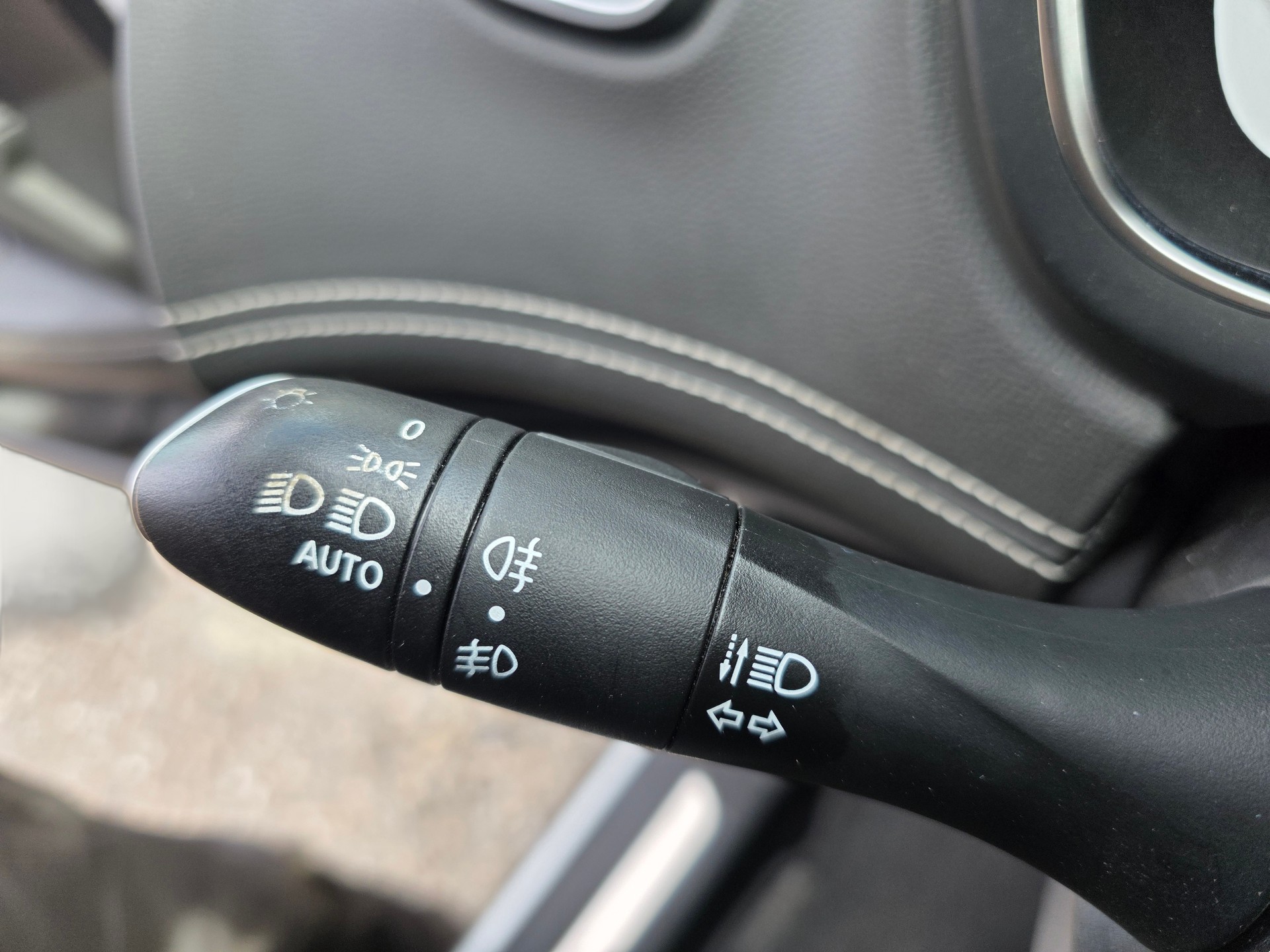 RENAULT Grand Scénic 1.5 dCi Bose EDC-image-20