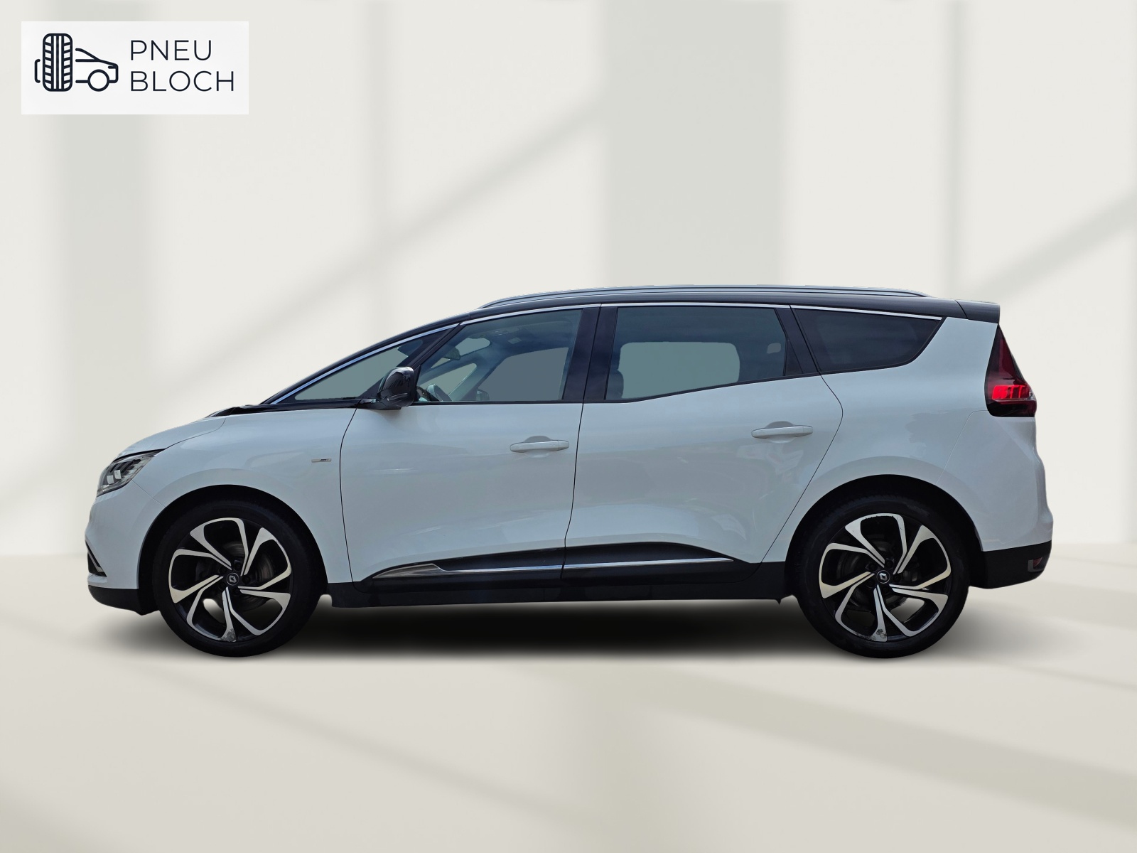 RENAULT Grand Scénic 1.5 dCi Bose EDC-image-3