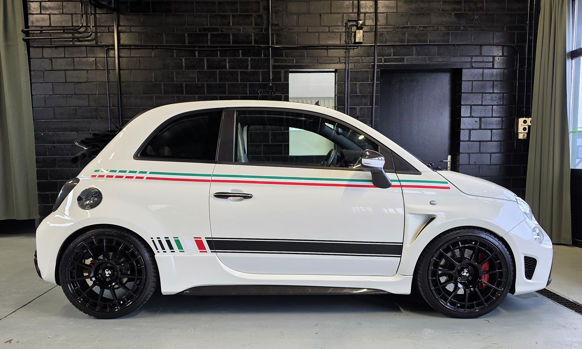 FIAT 595C 1.4 16V Turbo Abarth Competizione-image-8