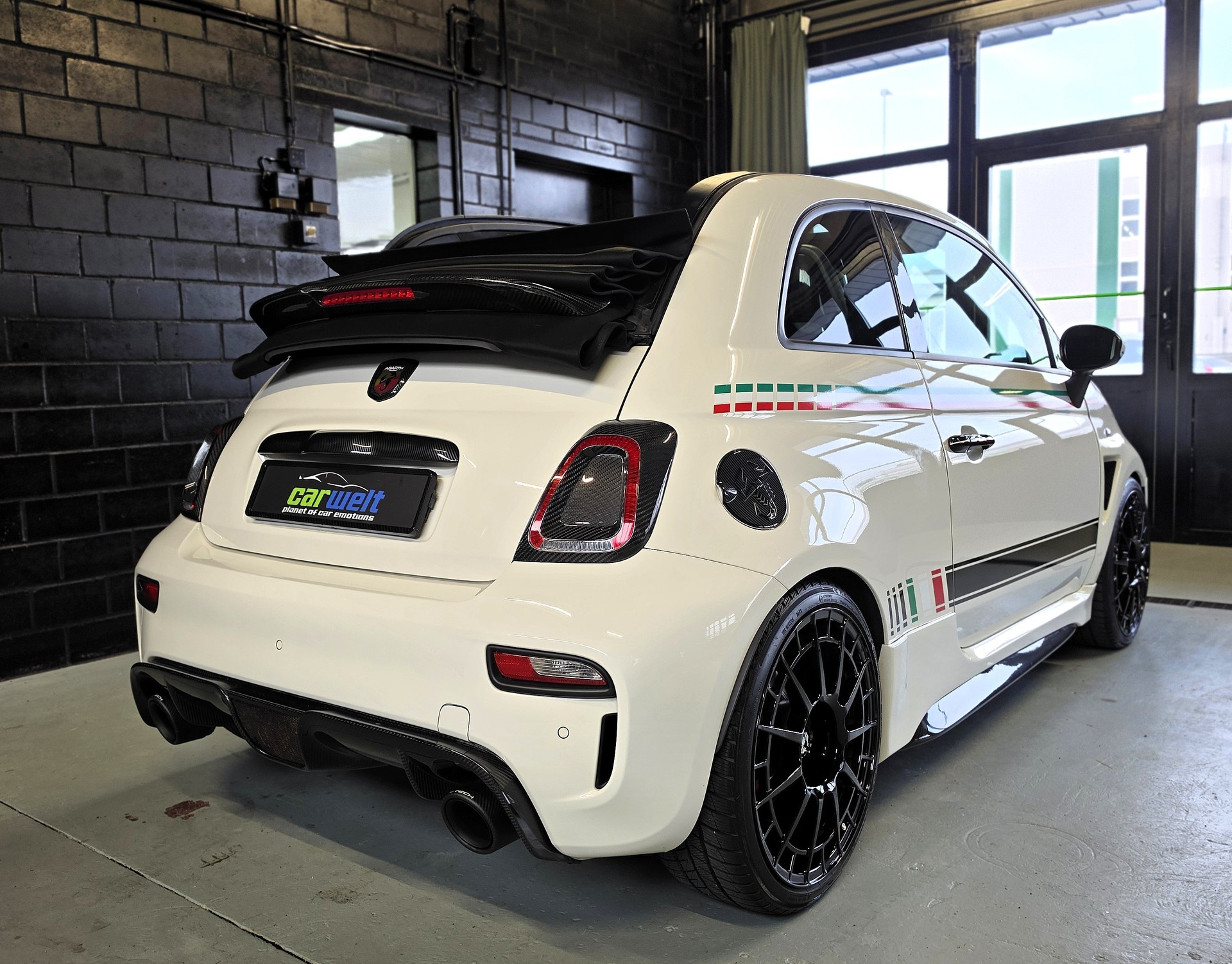 FIAT 595C 1.4 16V Turbo Abarth Competizione-image-3