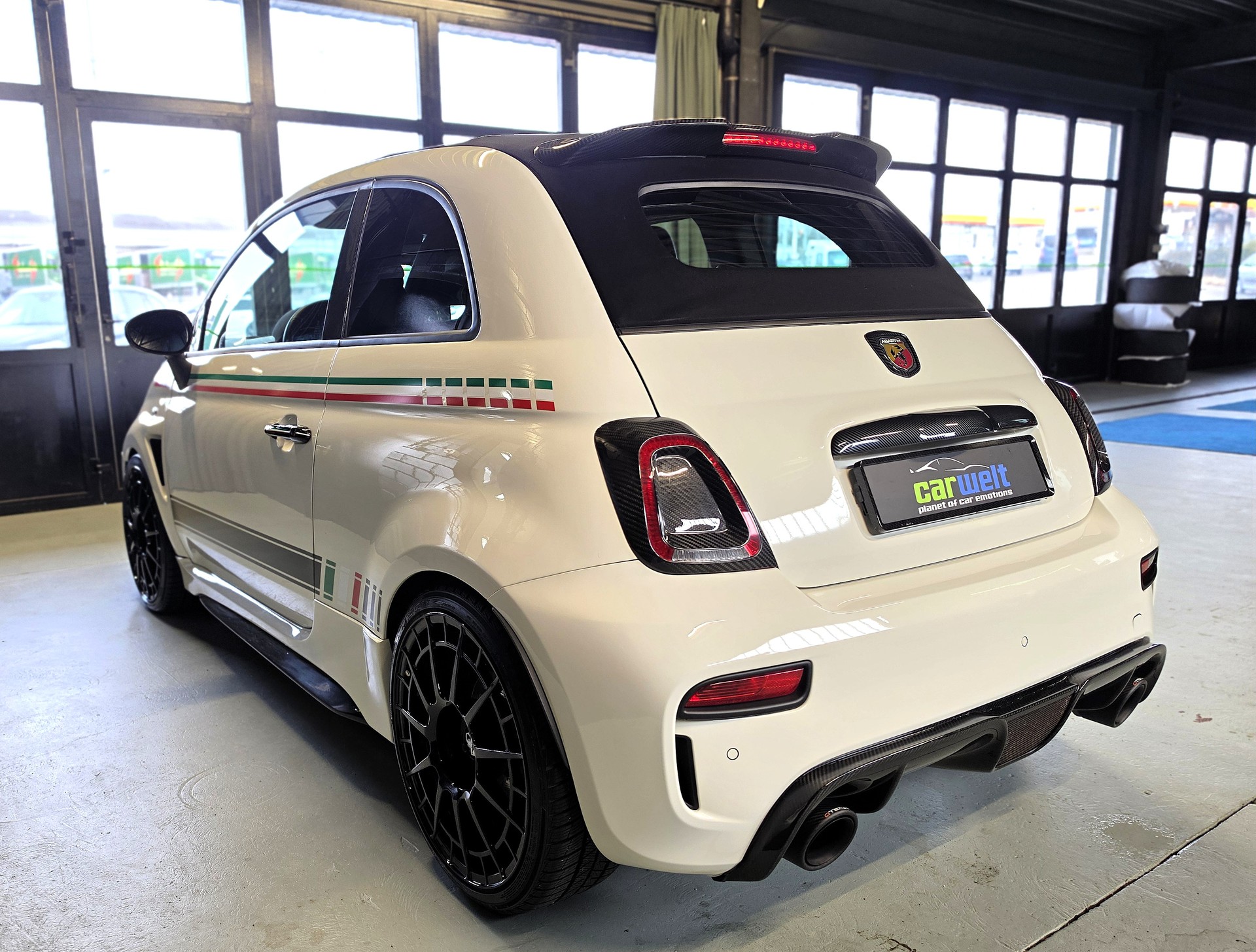 FIAT 595C 1.4 16V Turbo Abarth Competizione-image-9