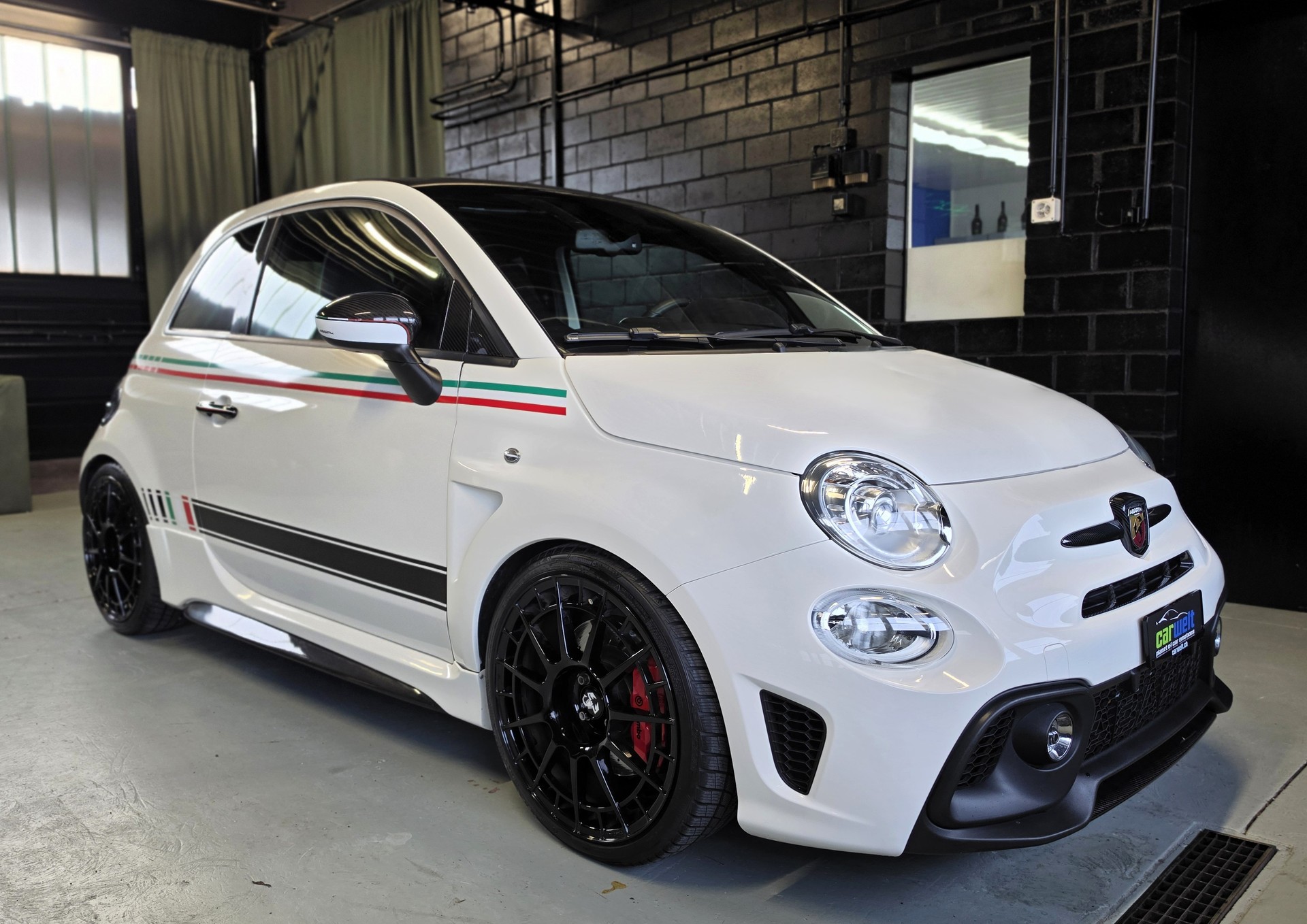 FIAT 595C 1.4 16V Turbo Abarth Competizione-image-1