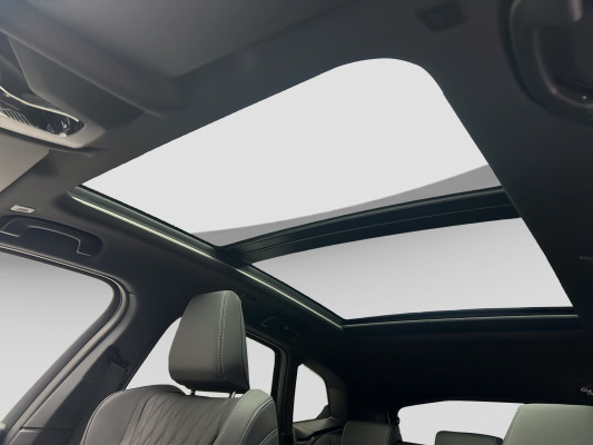 BMW 230e xDr. Act. T. M Sport-image-10
