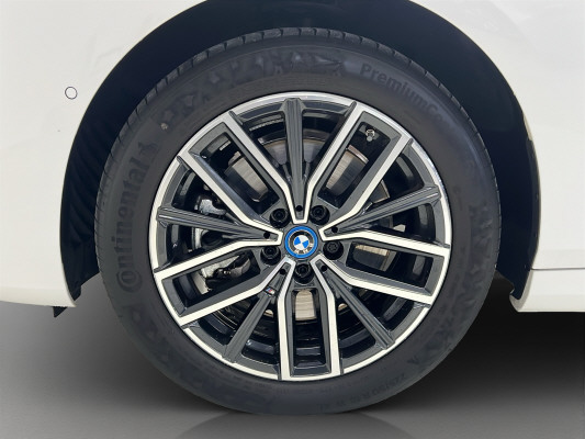 BMW 230e xDr. Act. T. M Sport-image-7