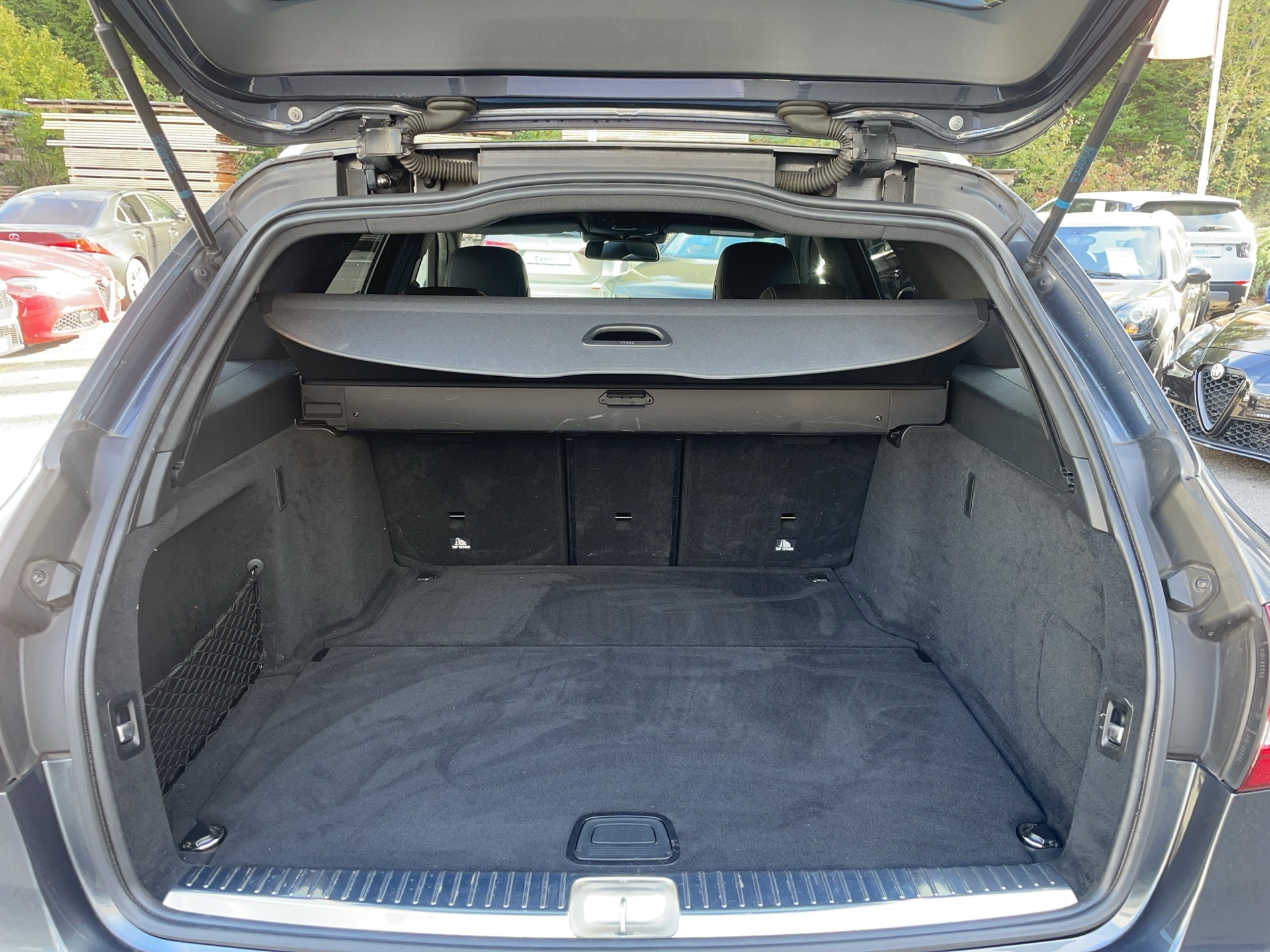 MERCEDES-BENZ C 400 AMG Line 4Matic 7G-Tronic | V6-Biturbo | 4x4 | LED Intelligent Light System | KEYLESS-GO | Parkassistent | 8-fach bereift-image-17